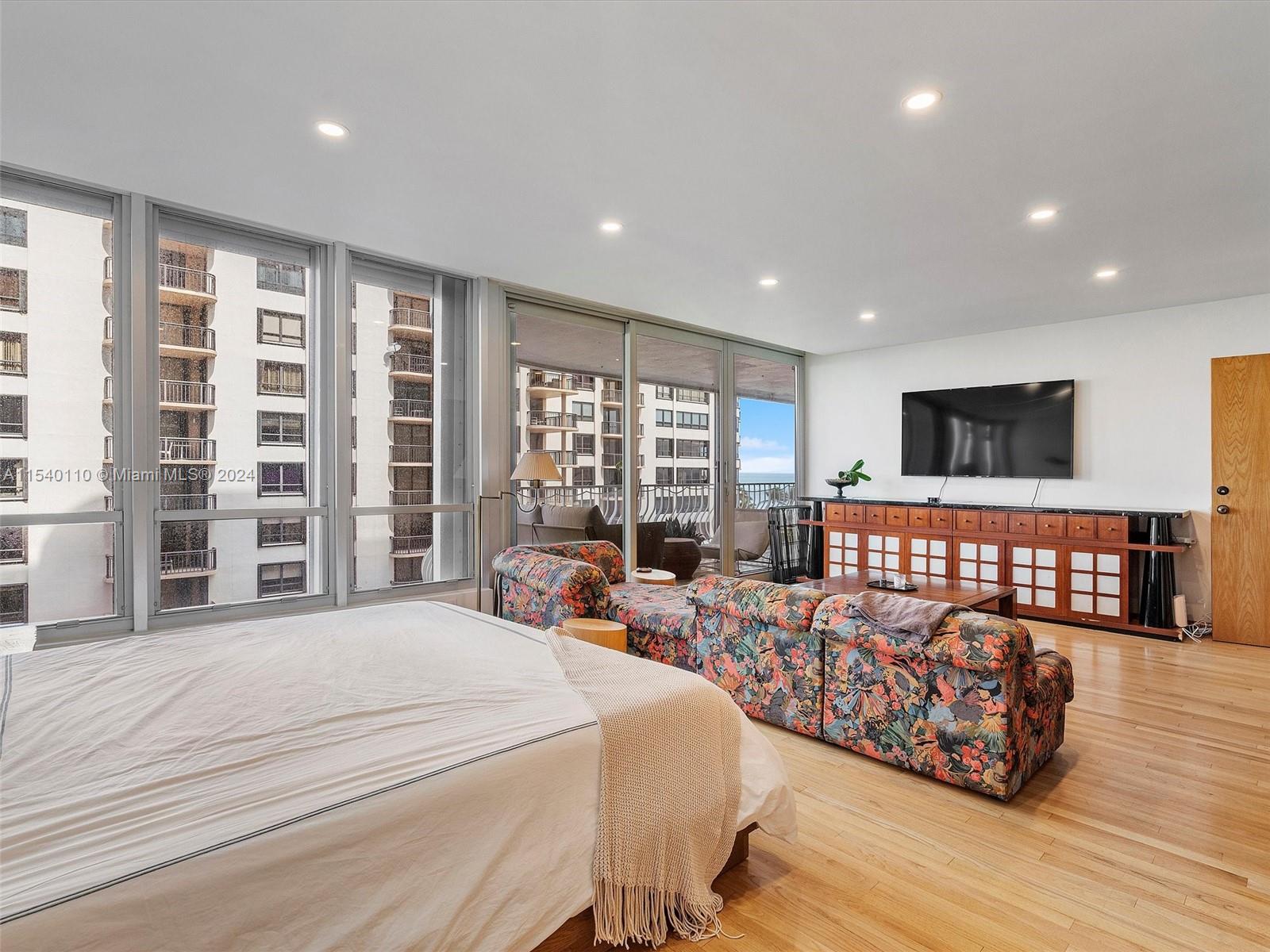 10155 Collins Ave # 506