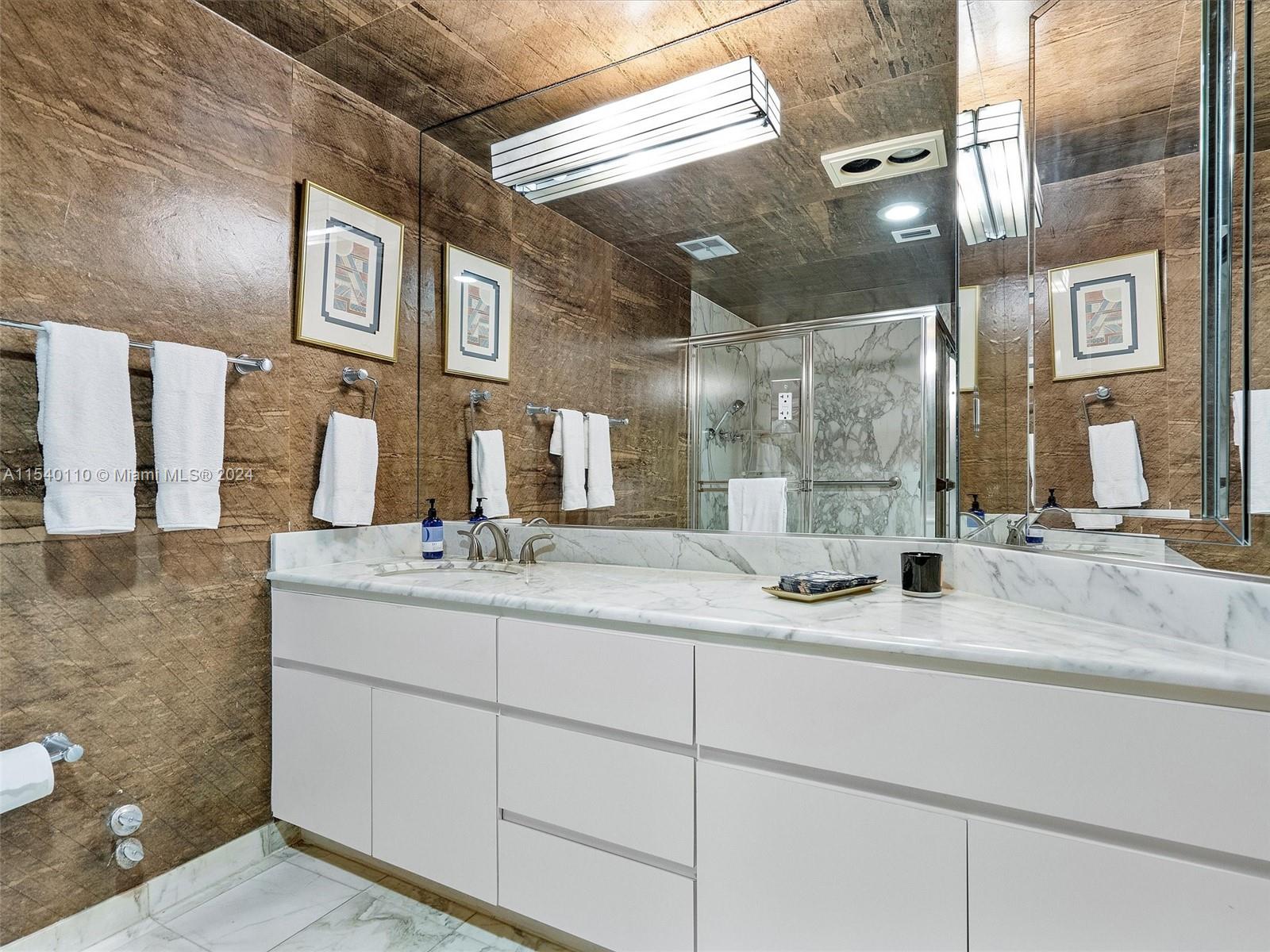 10155 Collins Ave # 506