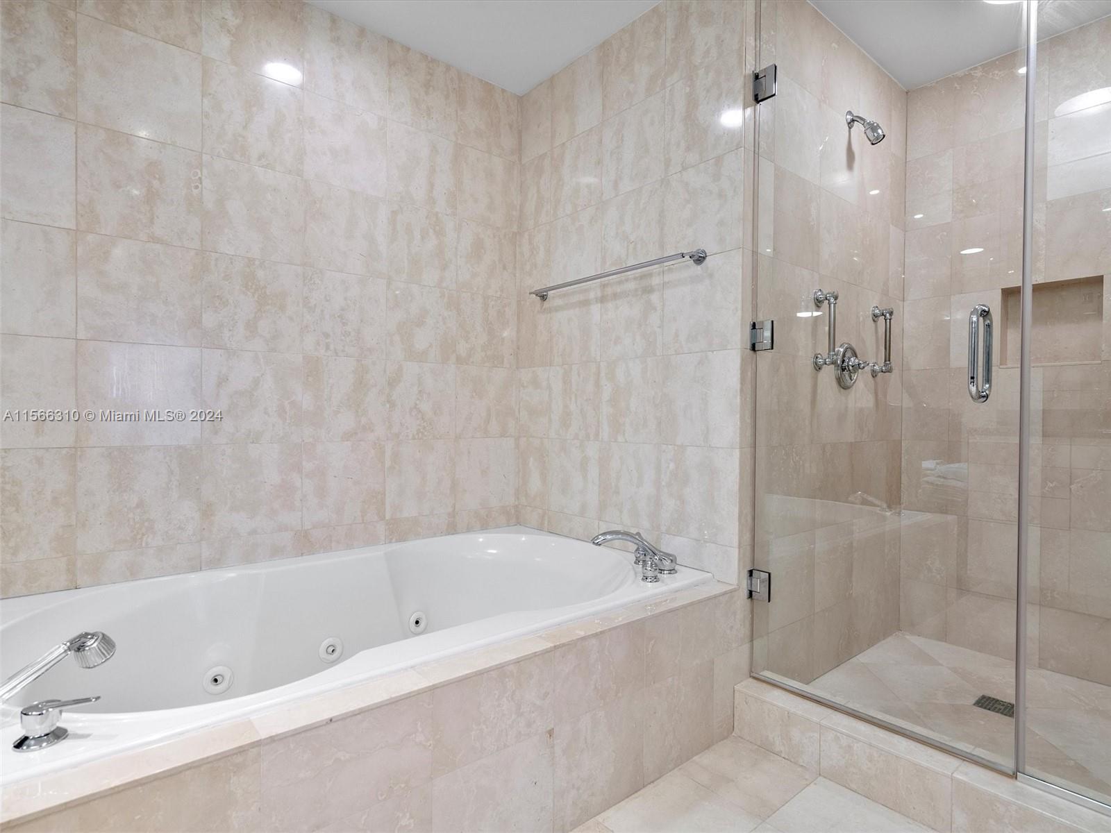 9601 Collins Ave Unit: PH206