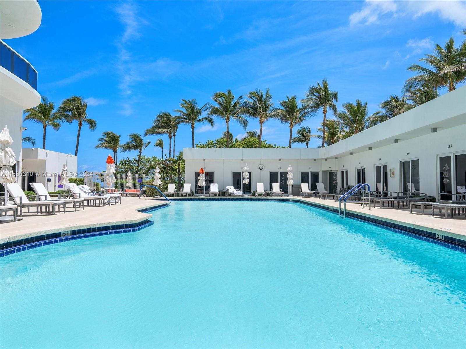 9601 Collins Ave Unit: PH206