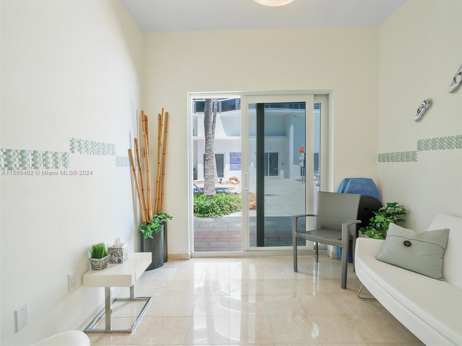 9601 Collins Ave # 28 Unit: C-28