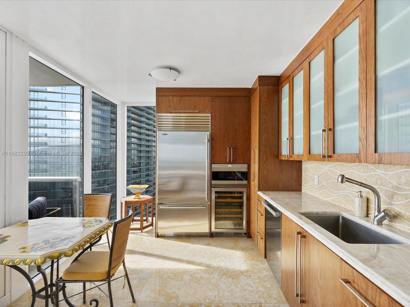 19111 Collins Ave # 2908