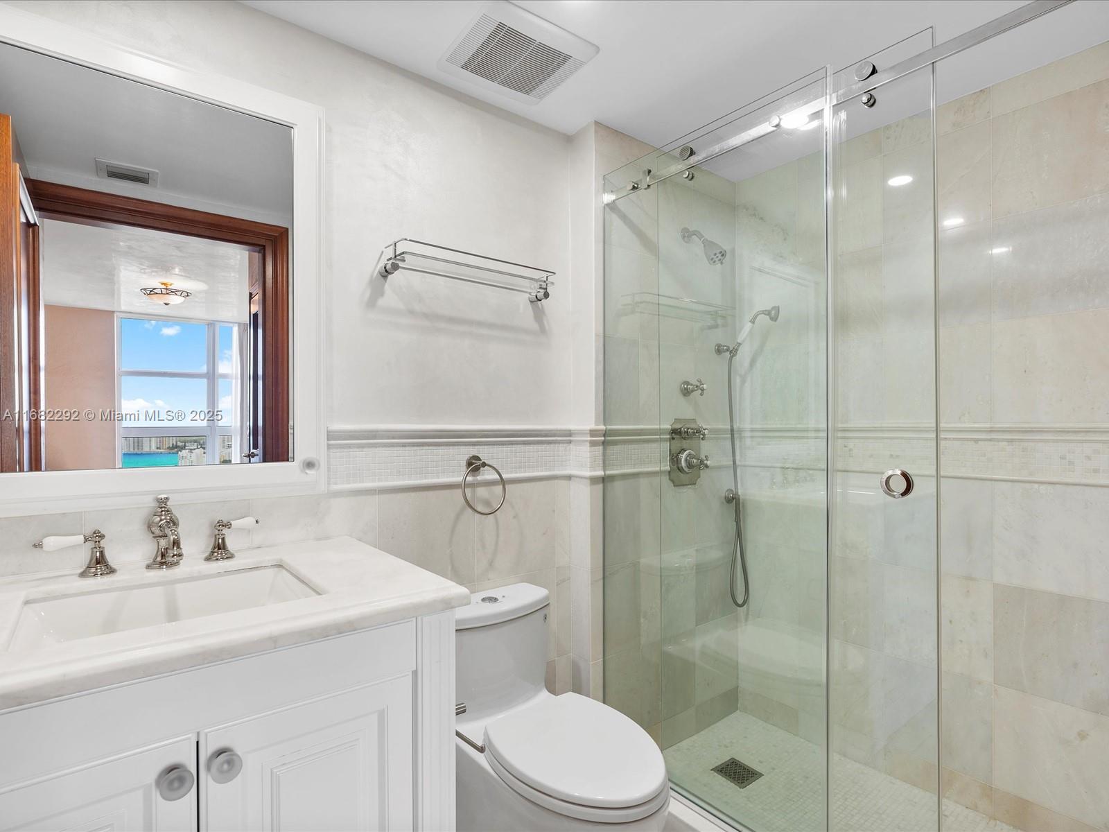 19111 Collins Ave # 2908