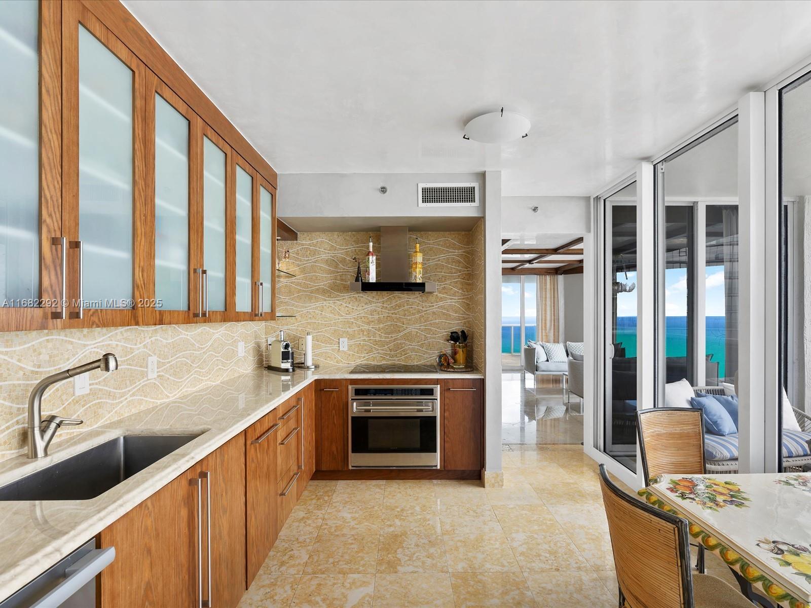 19111 Collins Ave # 2908