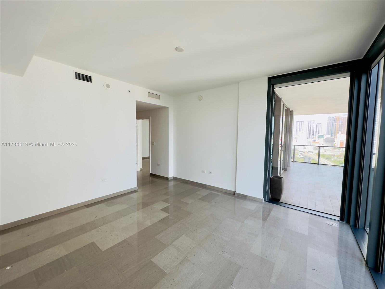 68 SE 6th St # 1011