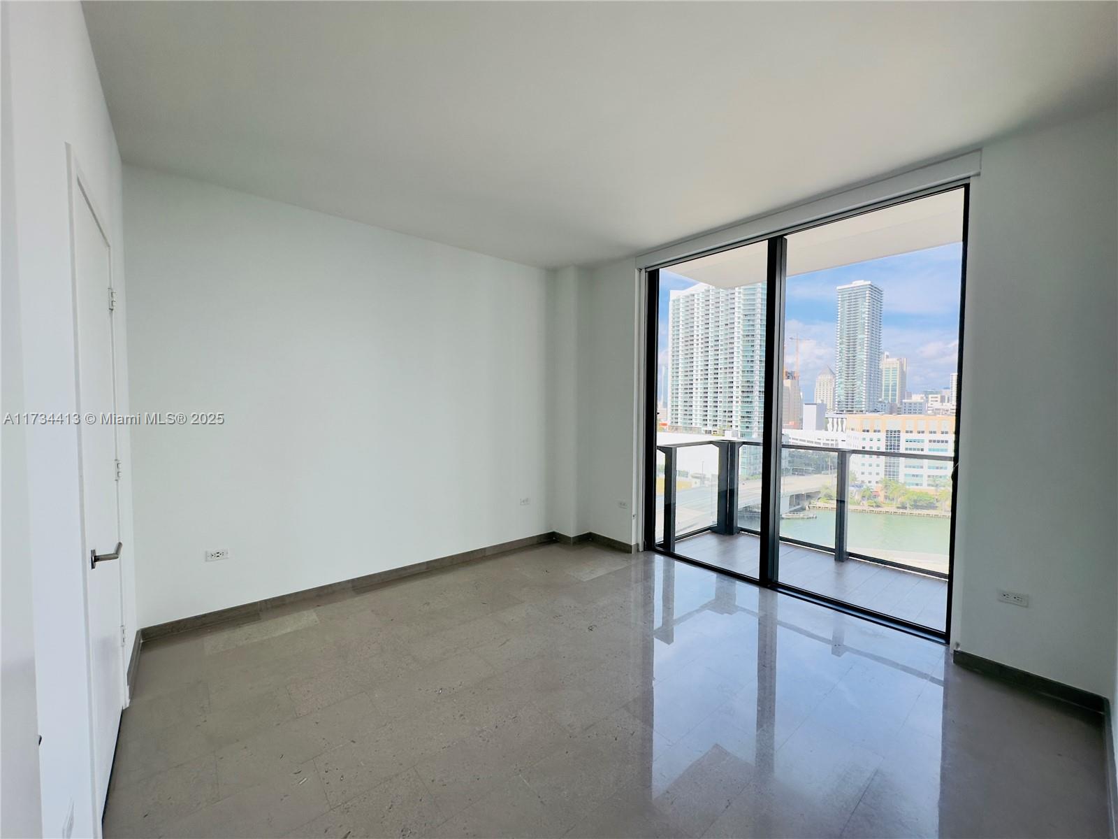 68 SE 6th St # 1011