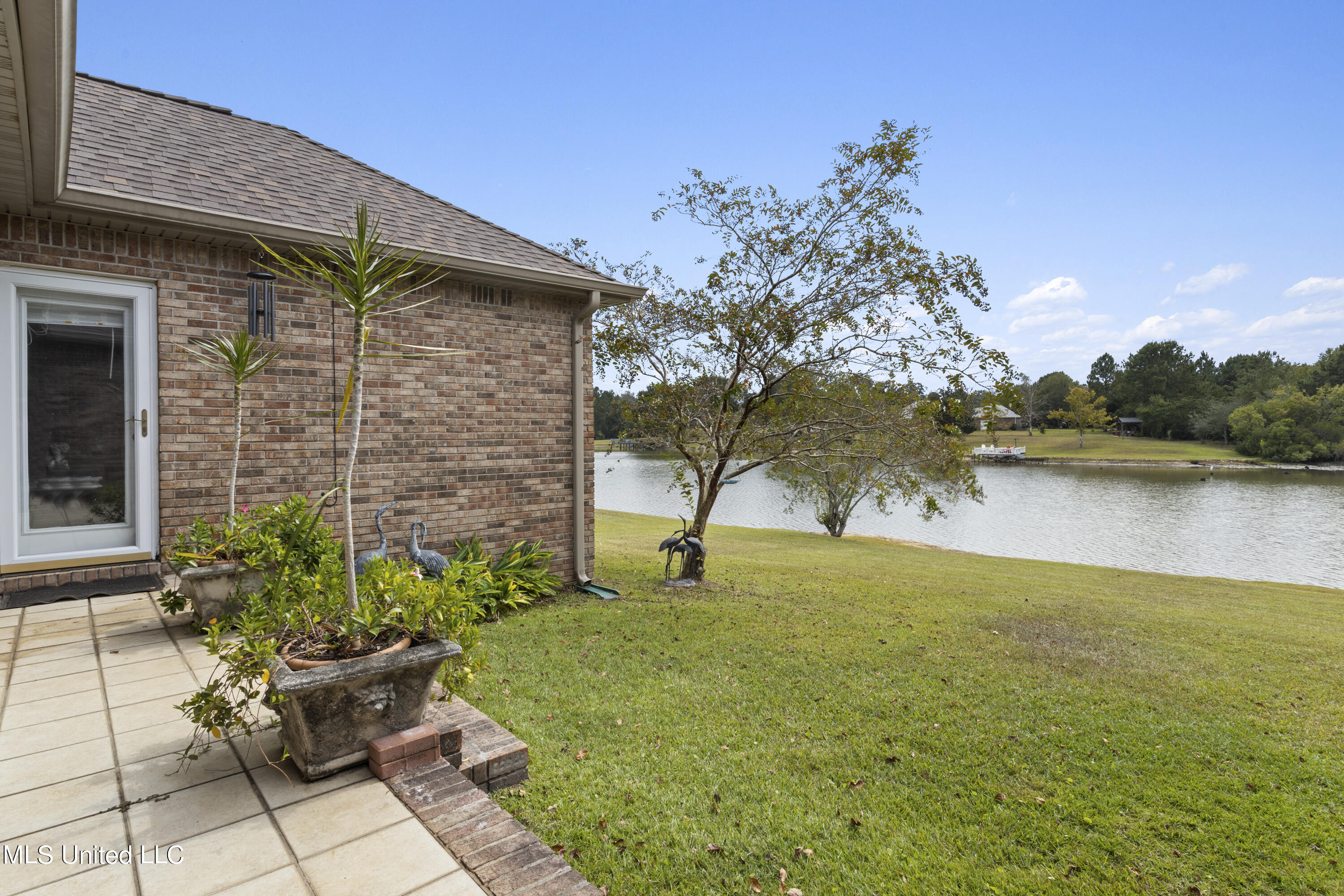 15348 Overlook Drive