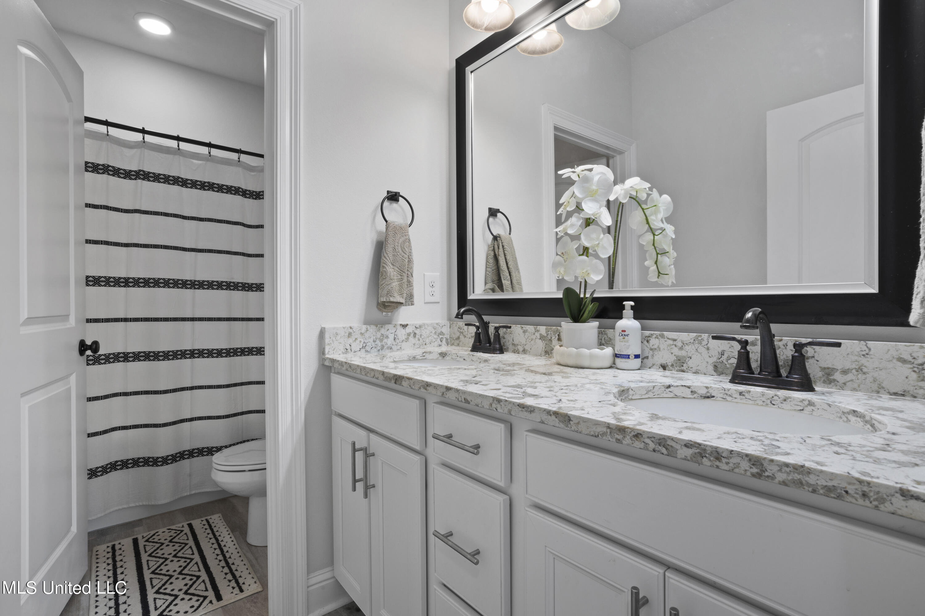 9401 Lost Tree Trail