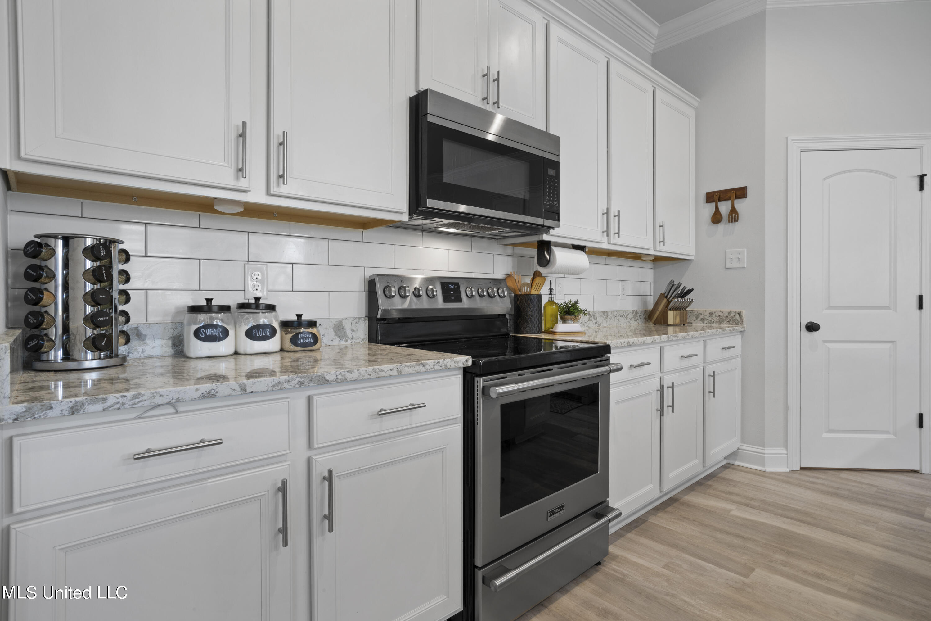 9401 Lost Tree Trail