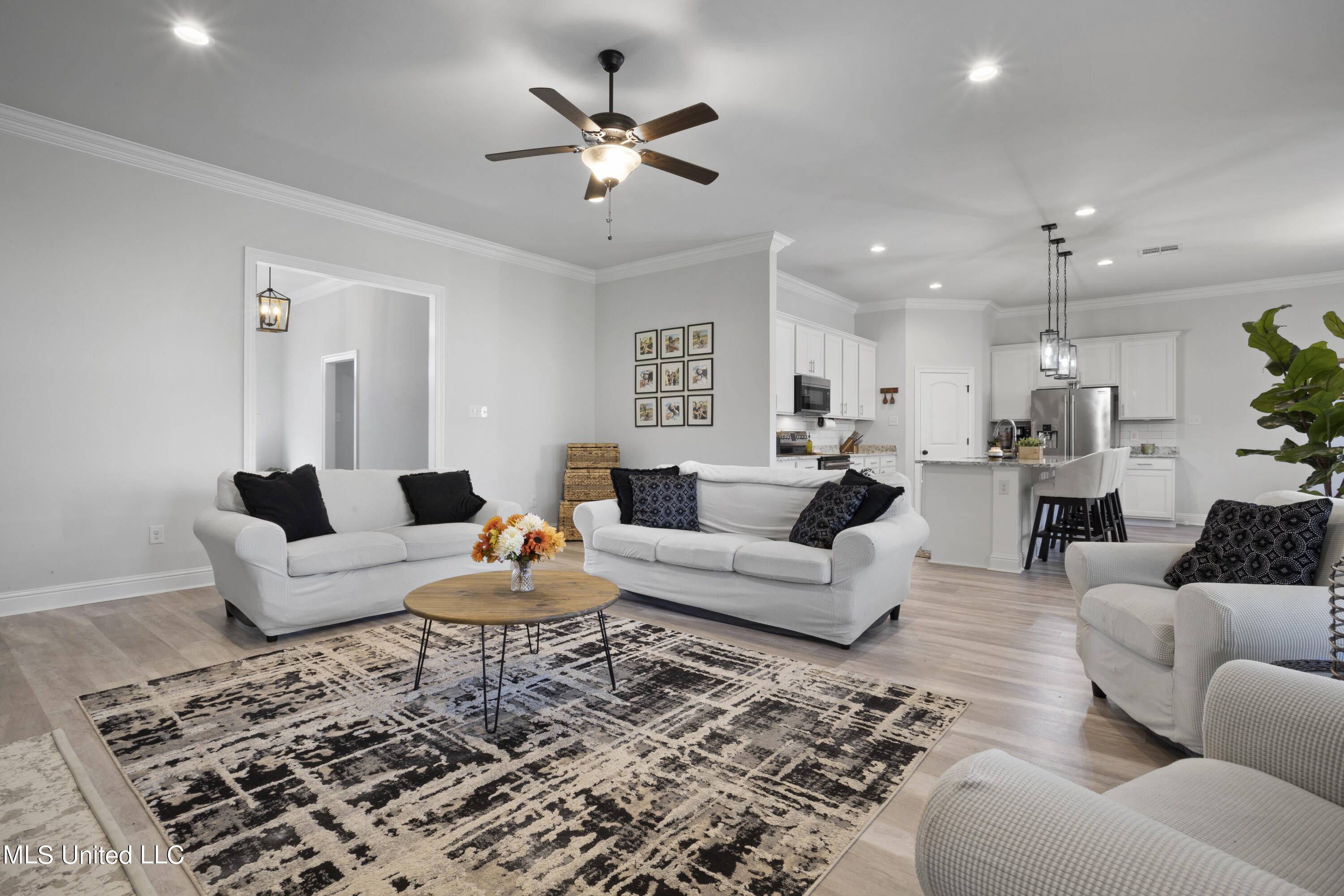 9401 Lost Tree Trail