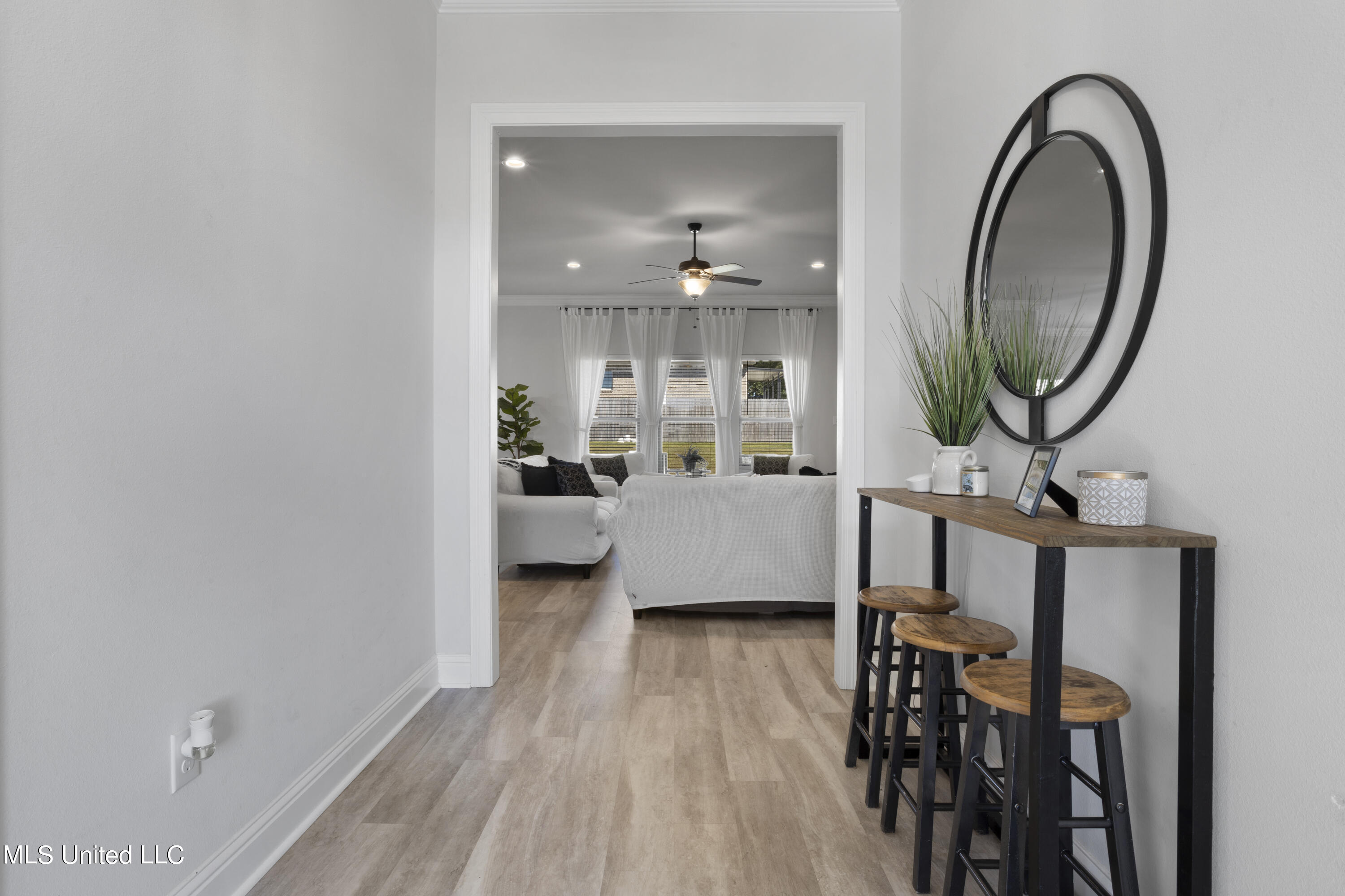 9401 Lost Tree Trail