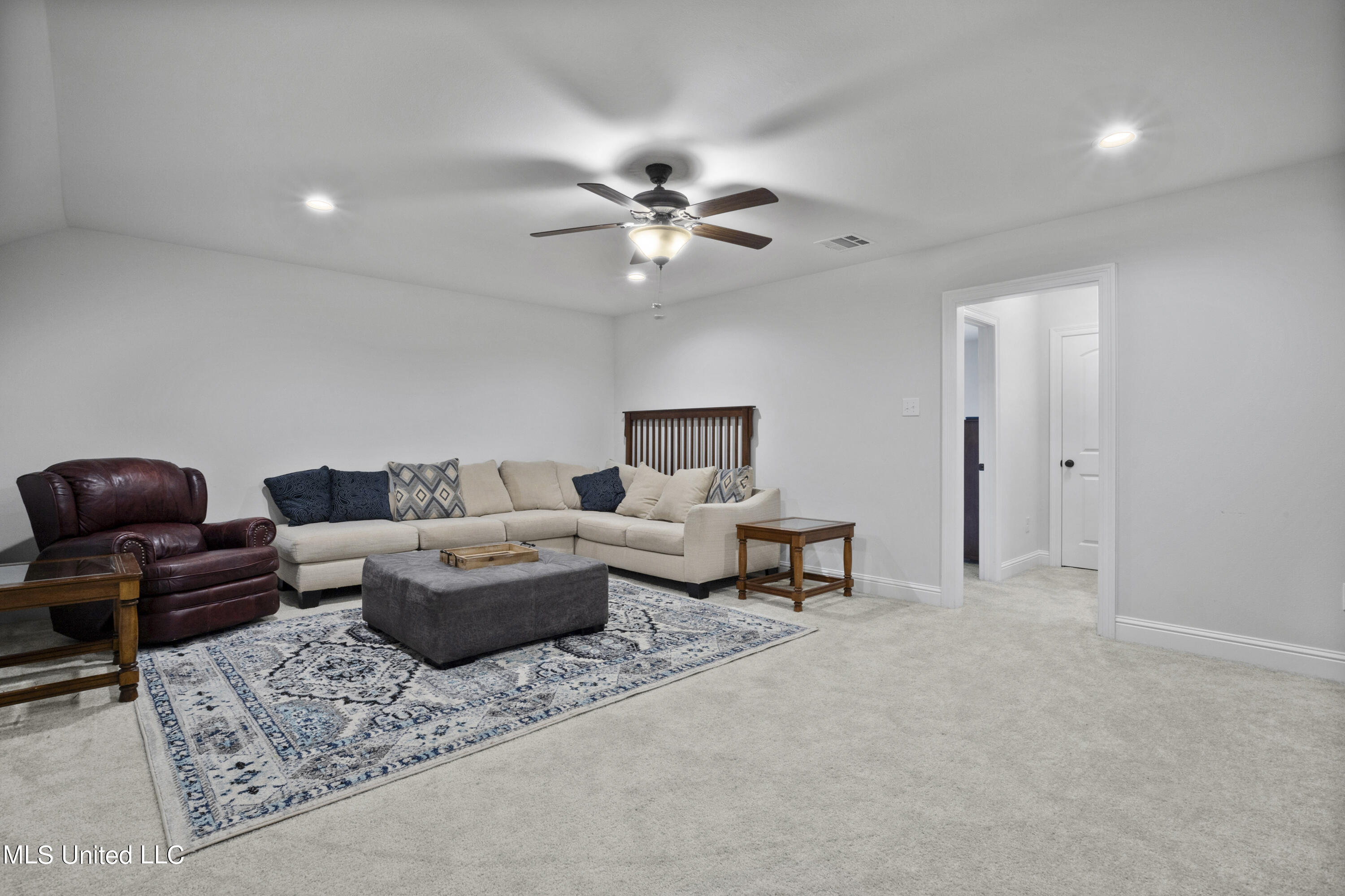 9401 Lost Tree Trail