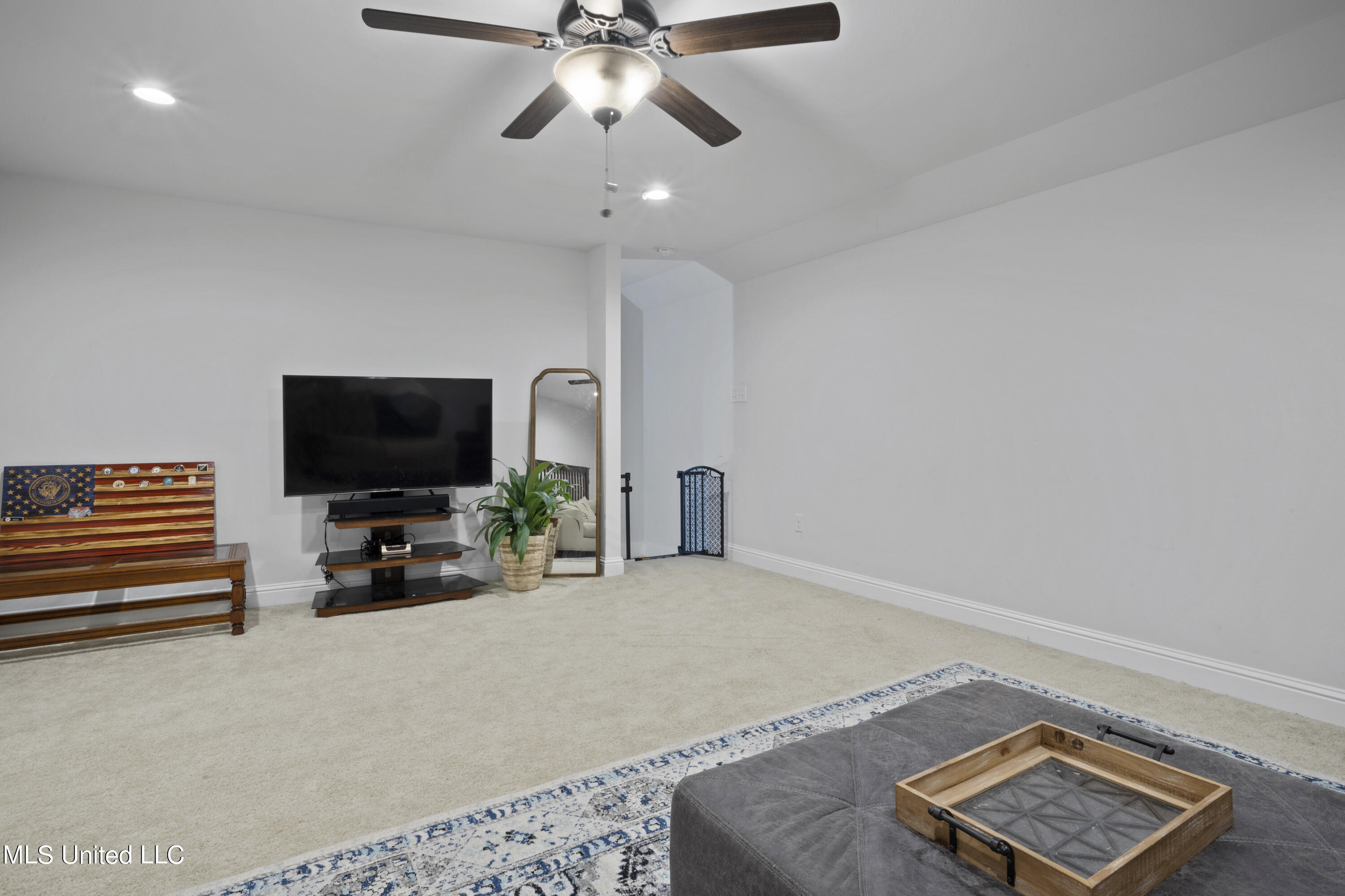 9401 Lost Tree Trail