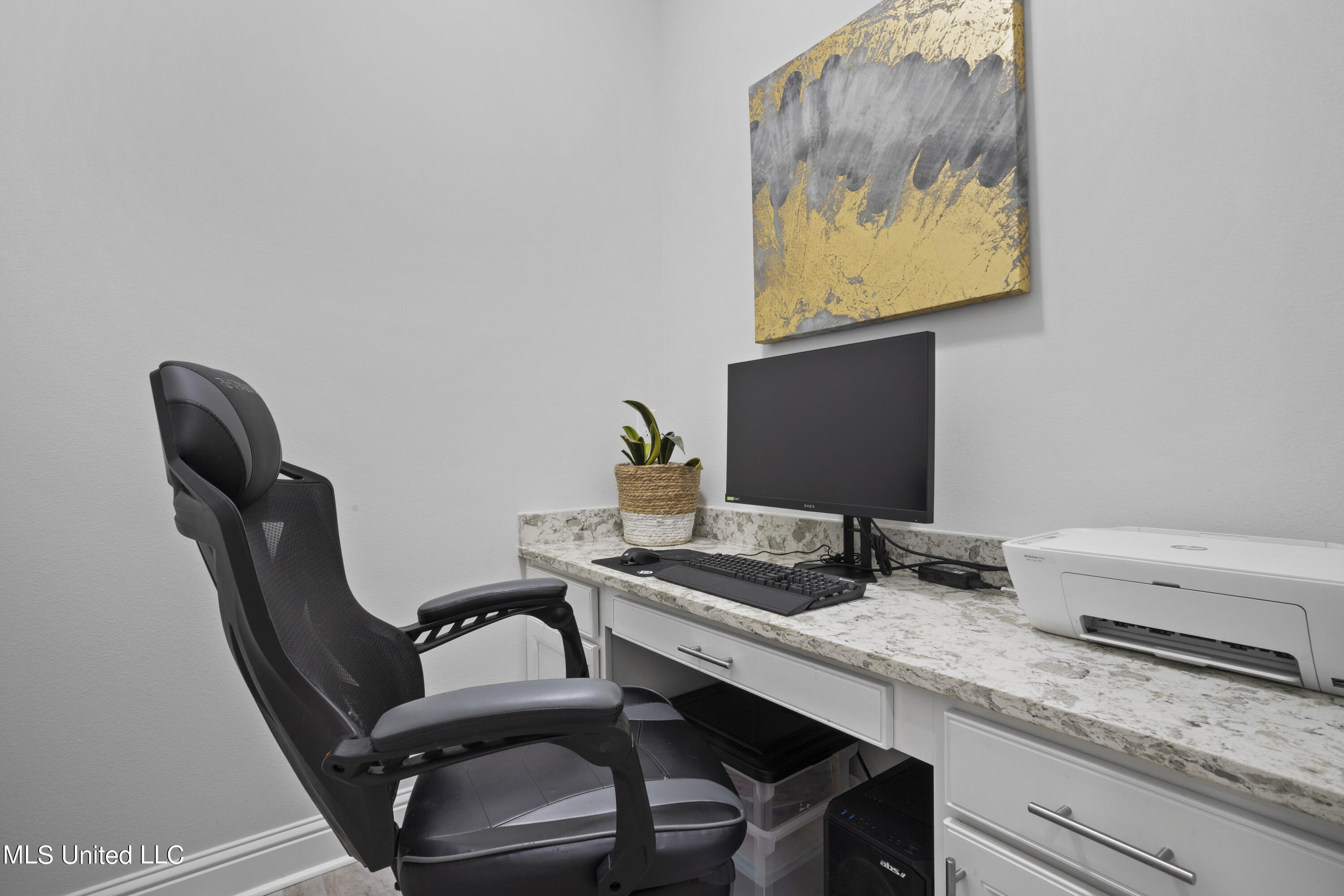 9401 Lost Tree Trail