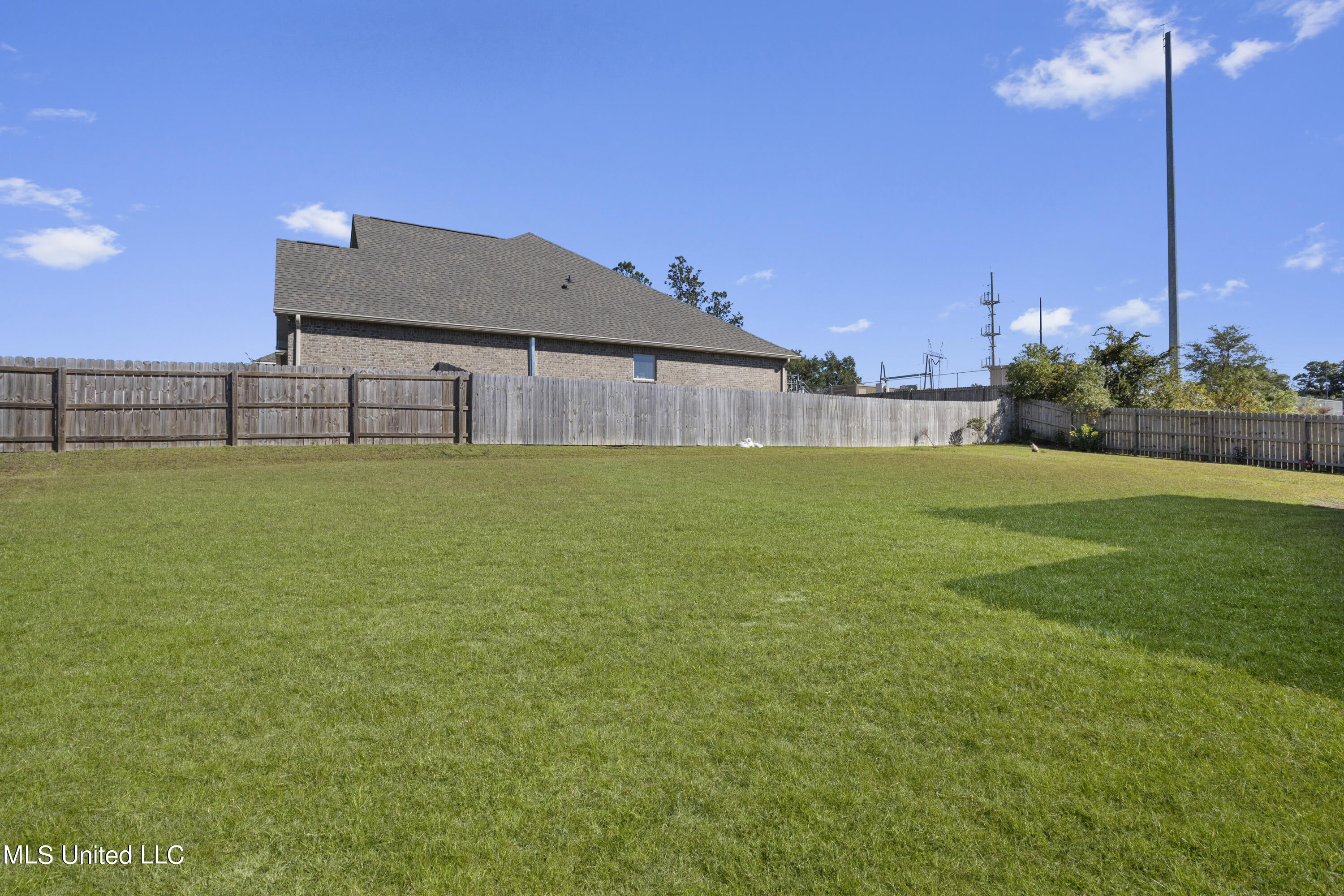 9401 Lost Tree Trail