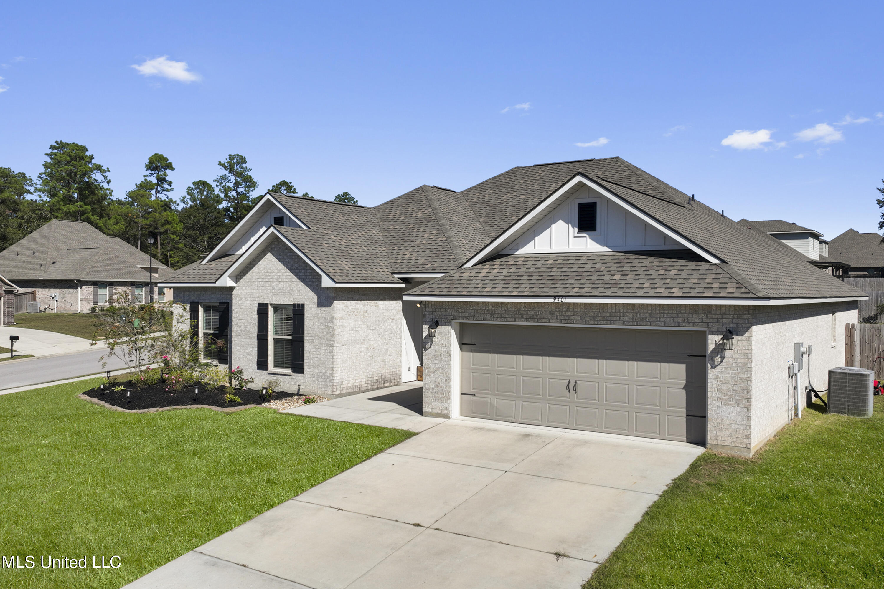 9401 Lost Tree Trail