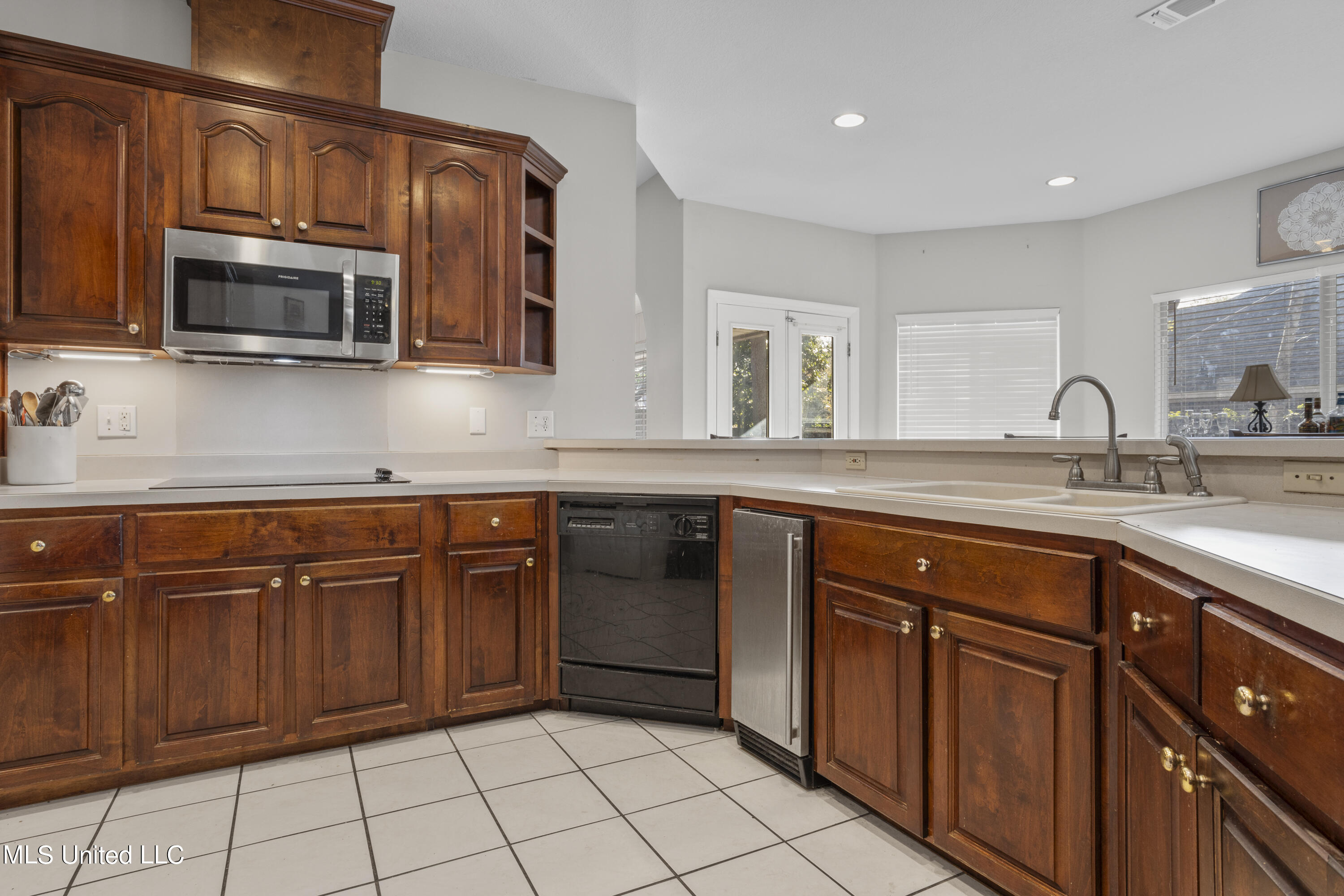 2568 Brighton Circle