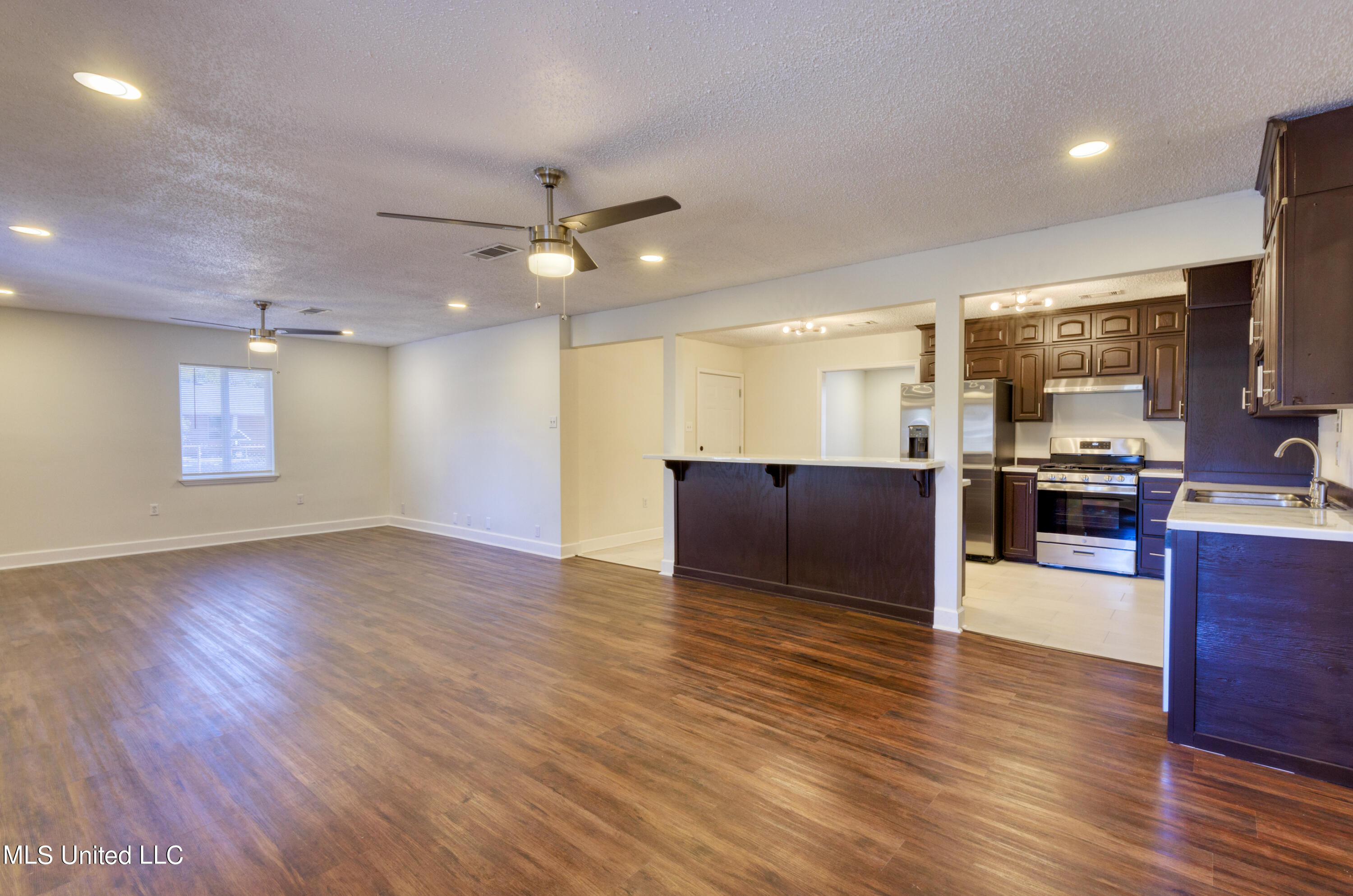 16200 Cervantes Court