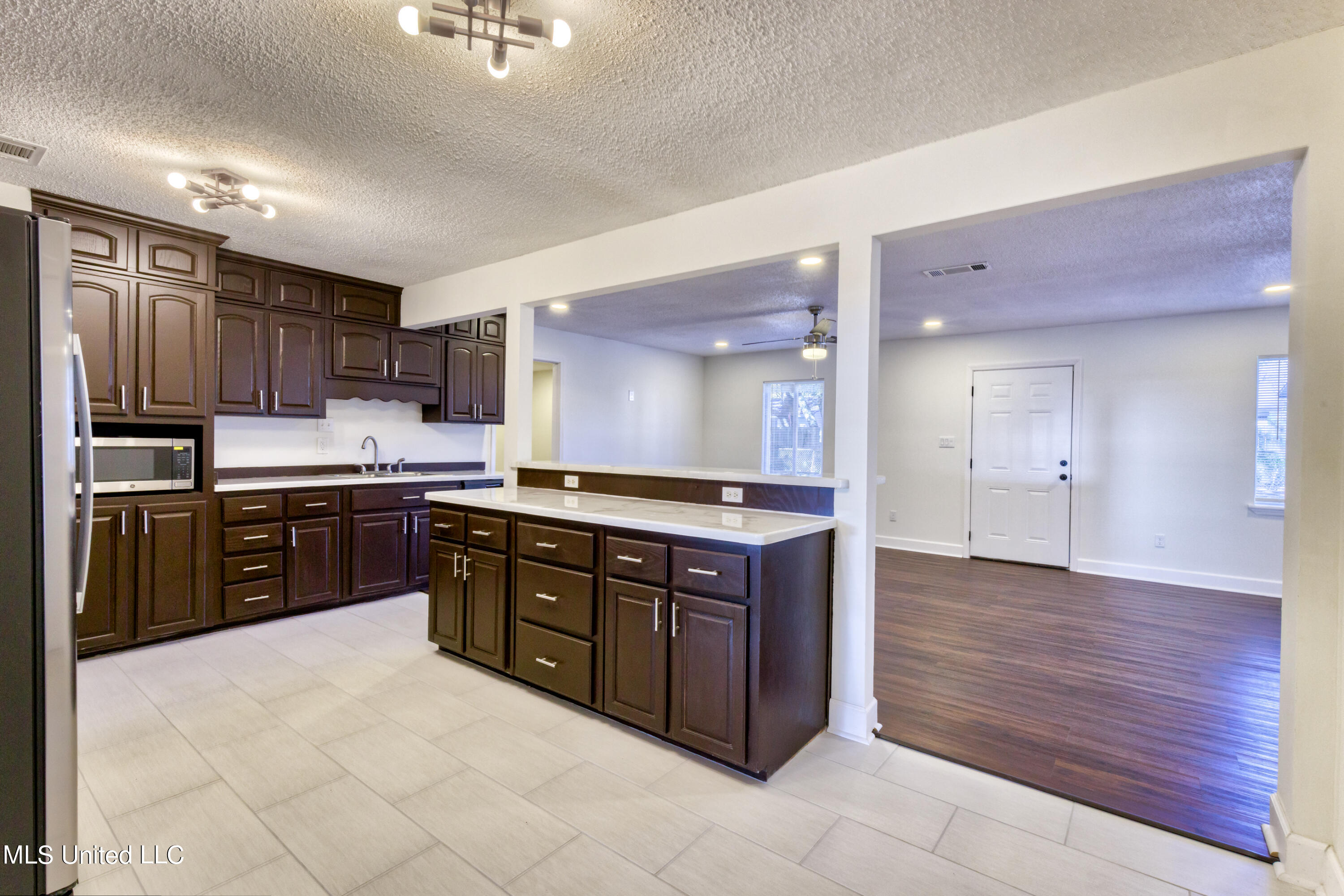 16200 Cervantes Court