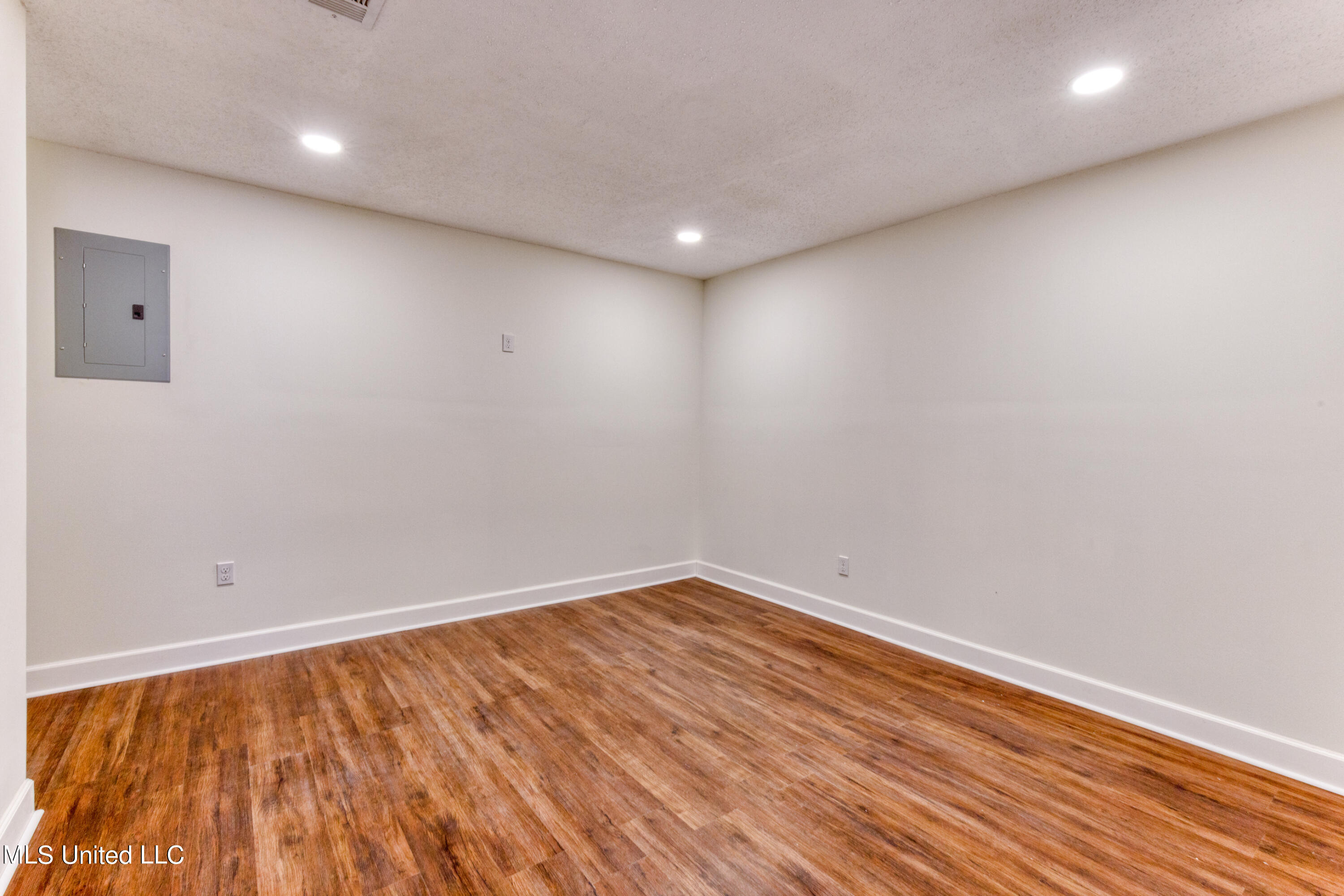 16200 Cervantes Court