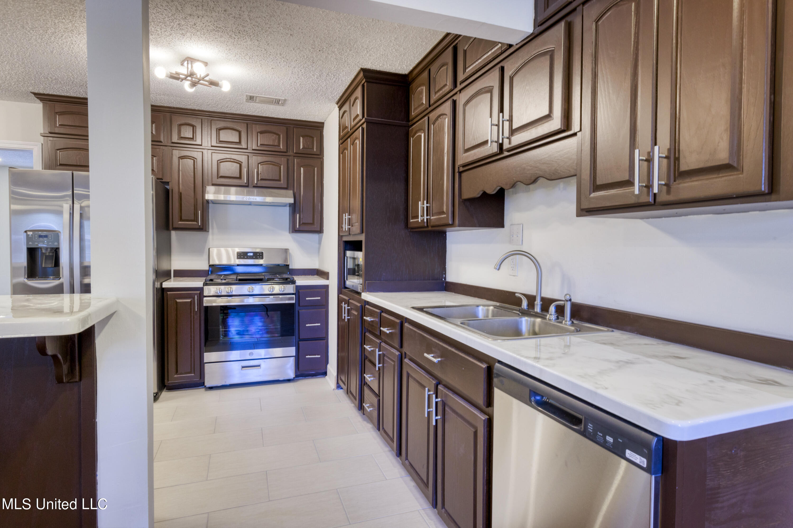 16200 Cervantes Court