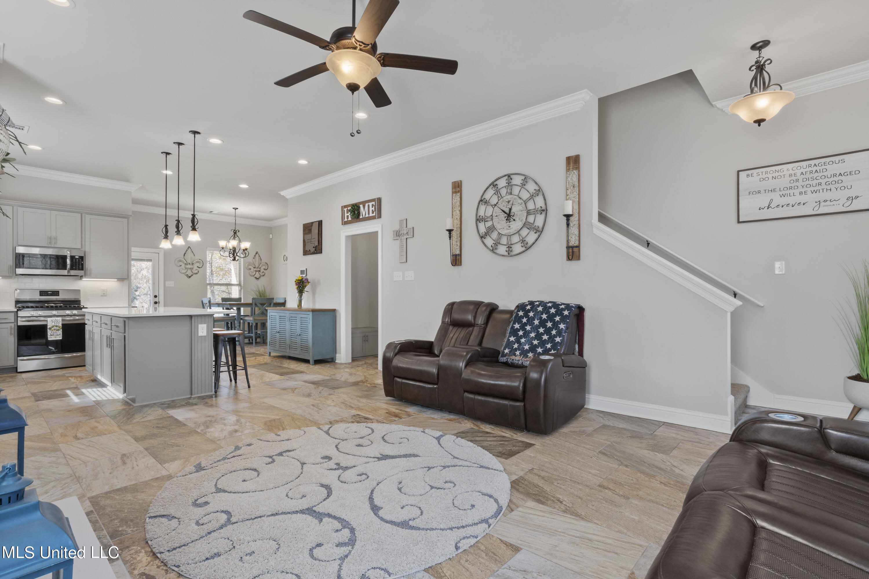 24601 Knollwood Drive