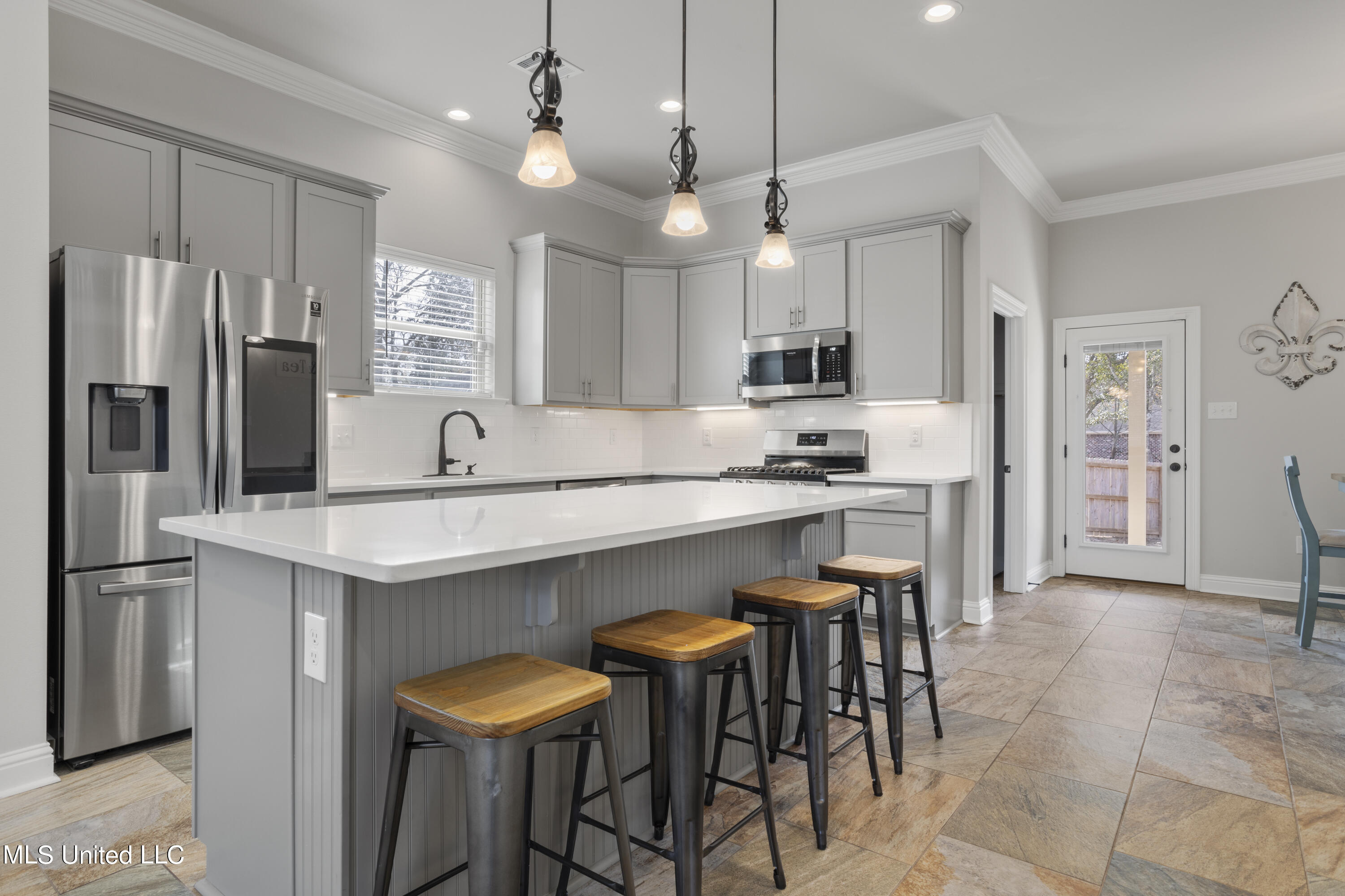 24601 Knollwood Drive