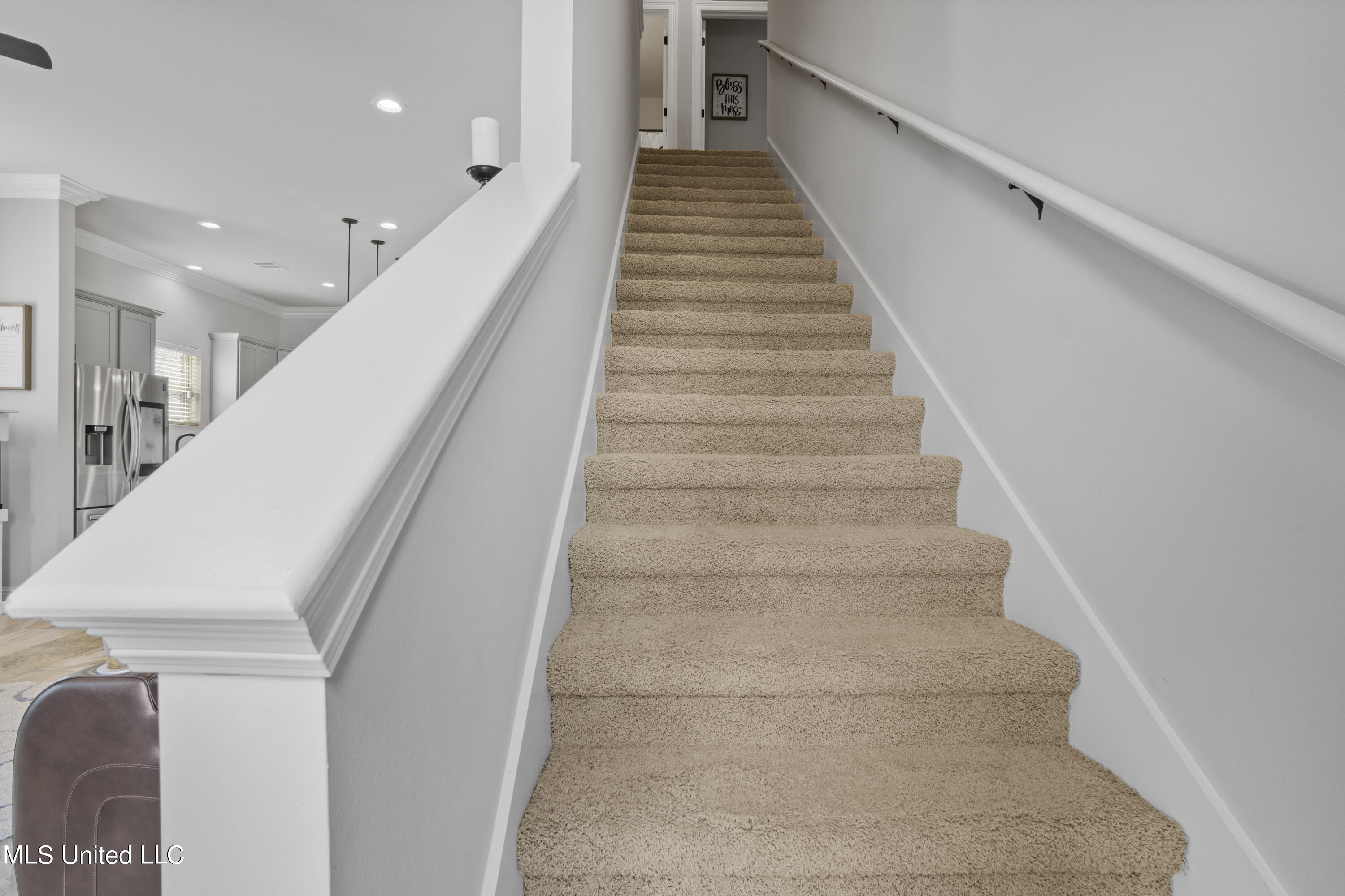 24601 Knollwood Drive