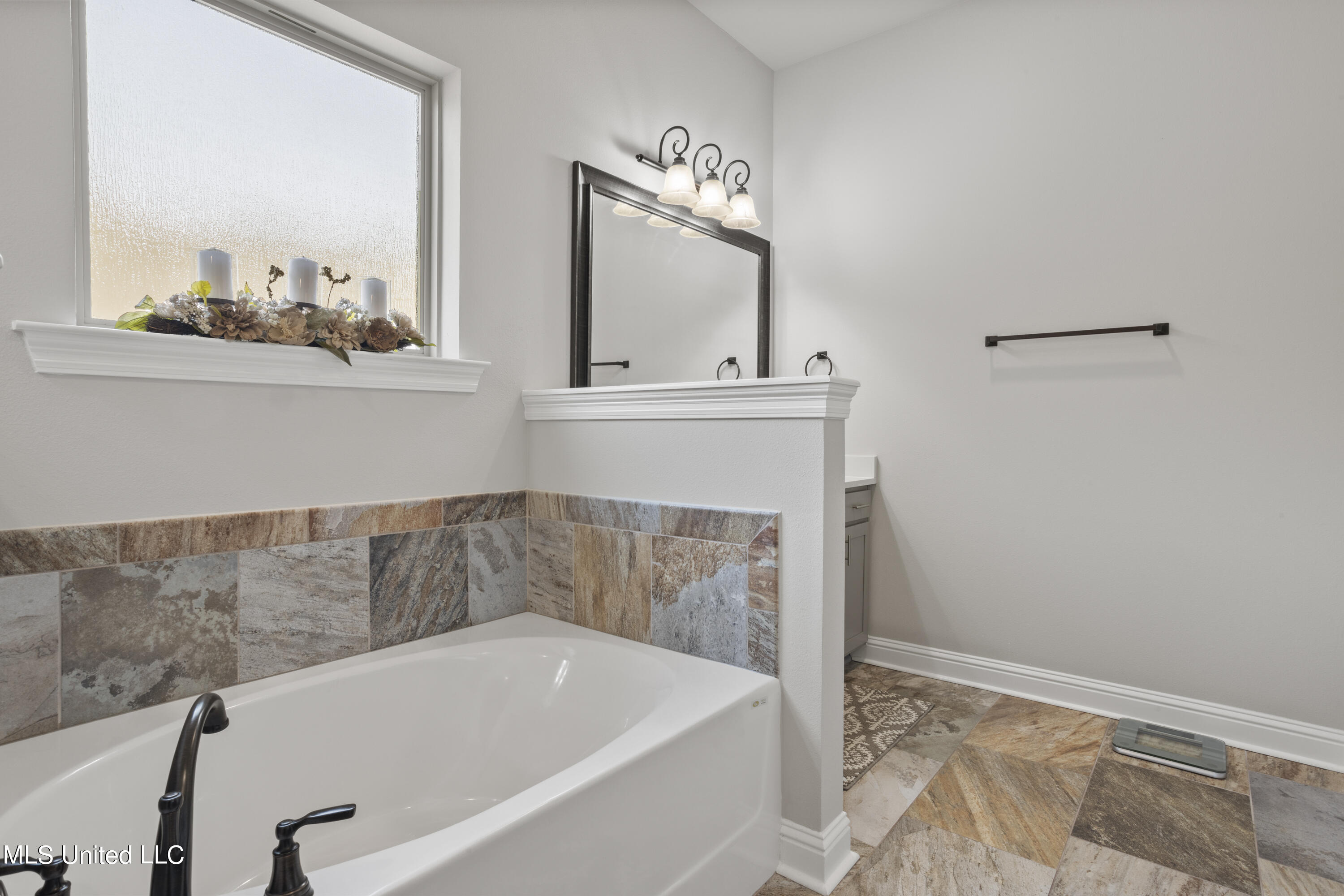 24601 Knollwood Drive