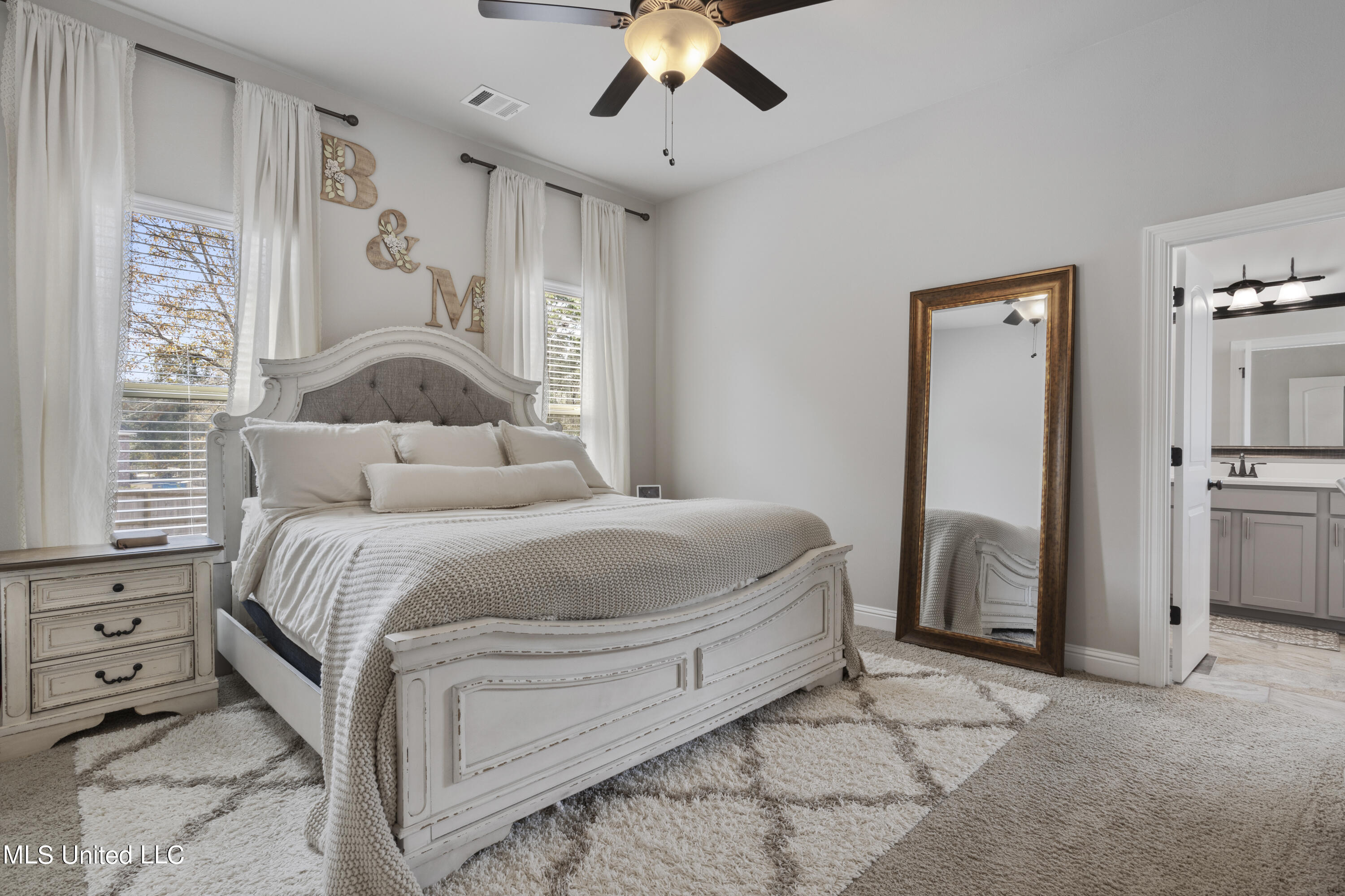 24601 Knollwood Drive