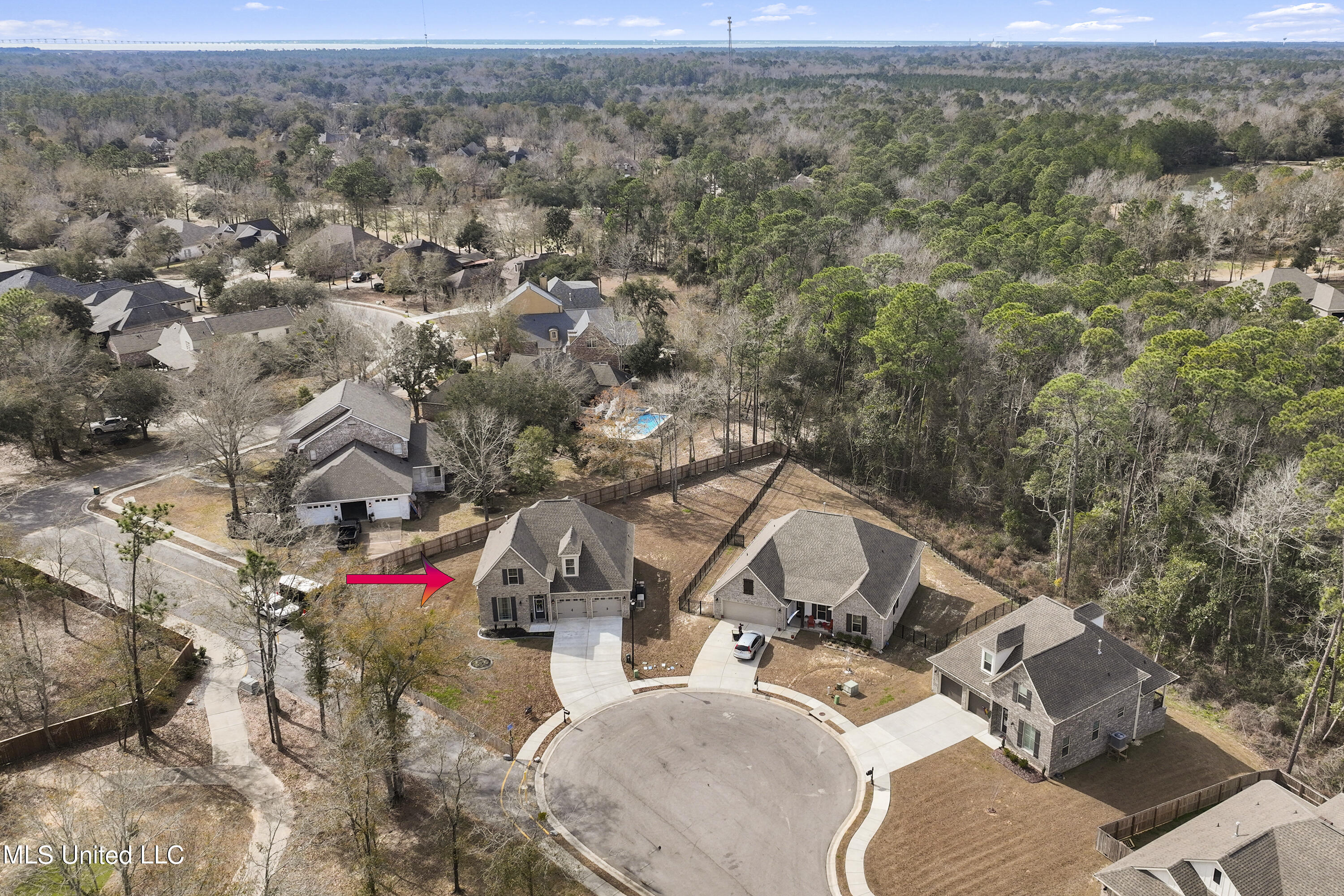 24601 Knollwood Drive