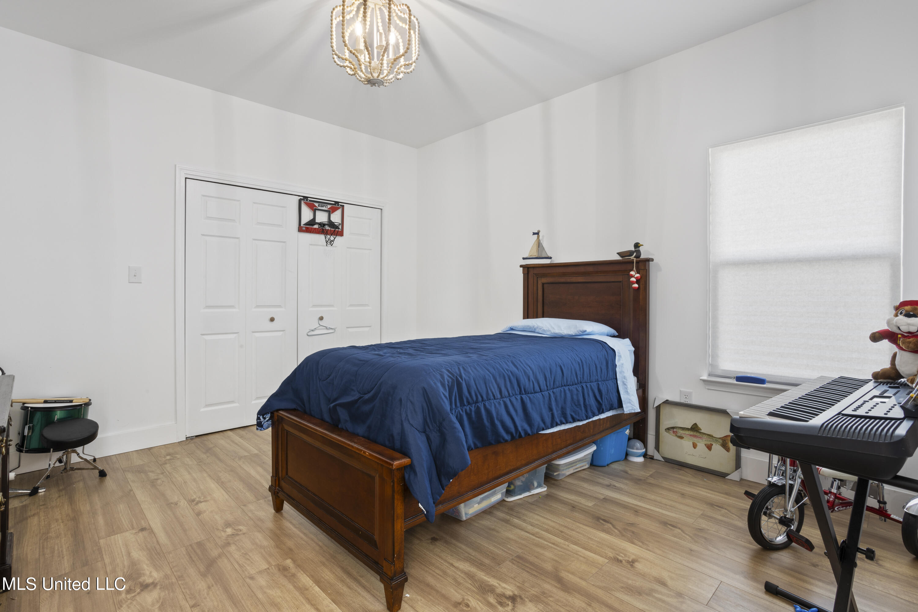 147 Pine Grove Avenue