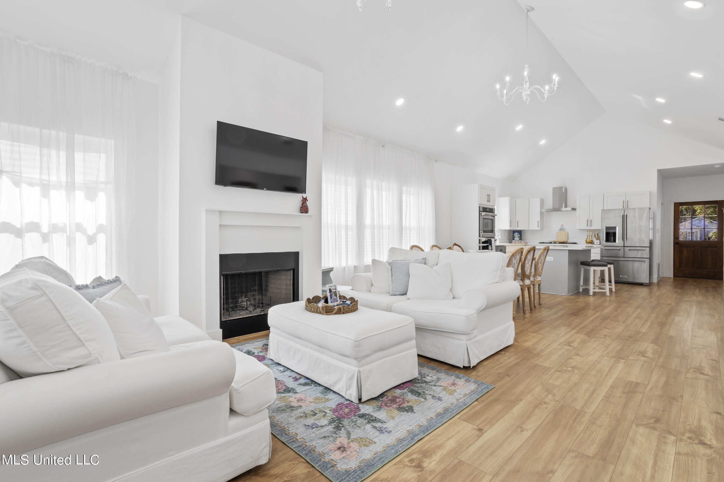 147 Pine Grove Avenue