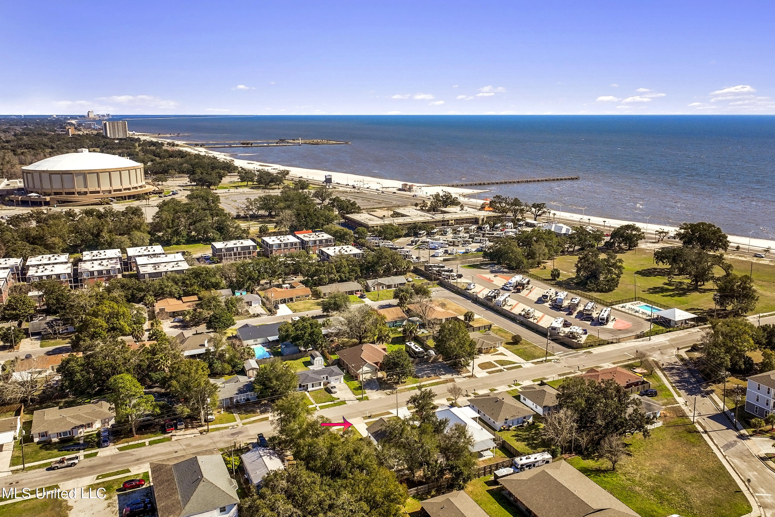 147 Pine Grove Avenue