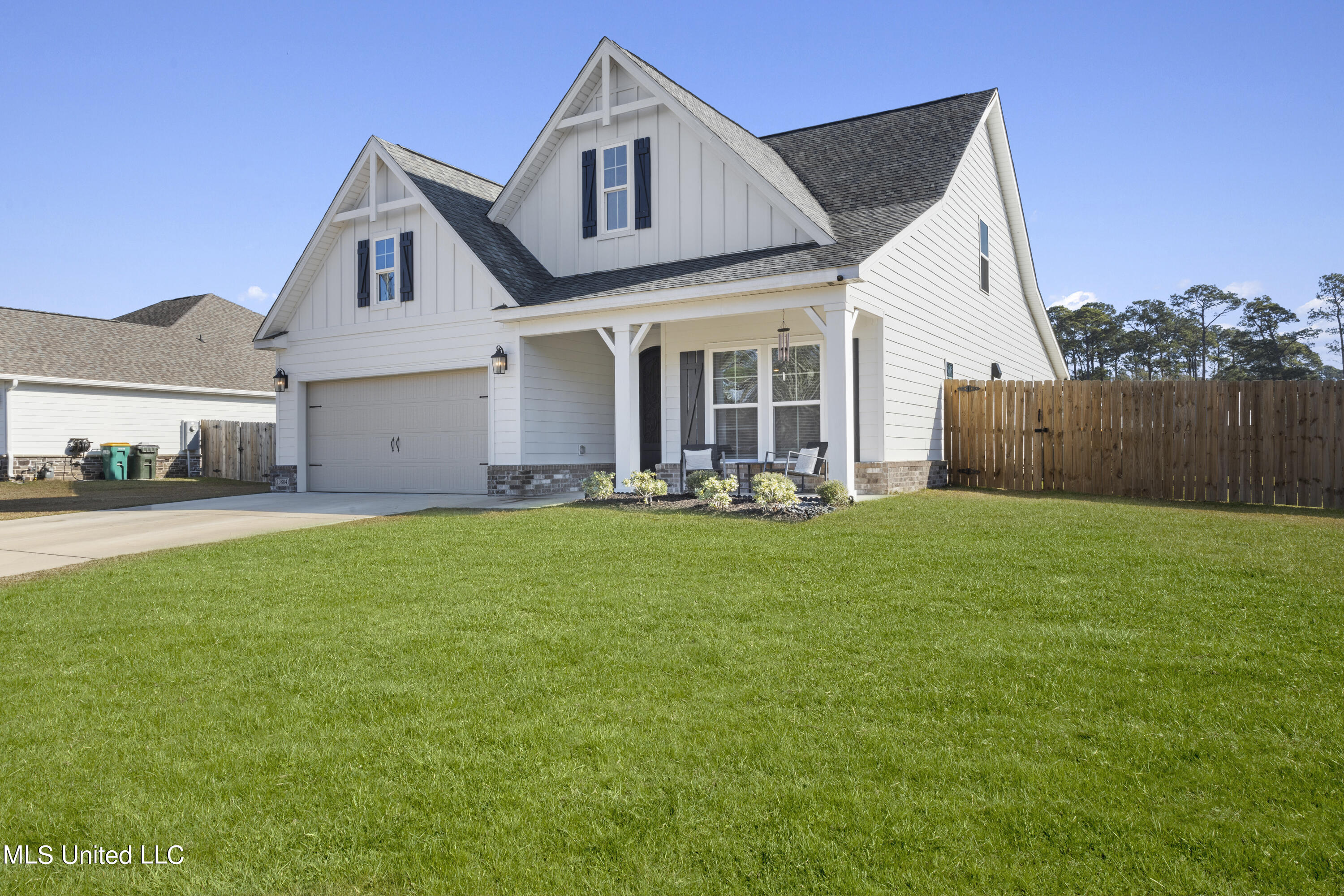 13804 E El Bonito Drive