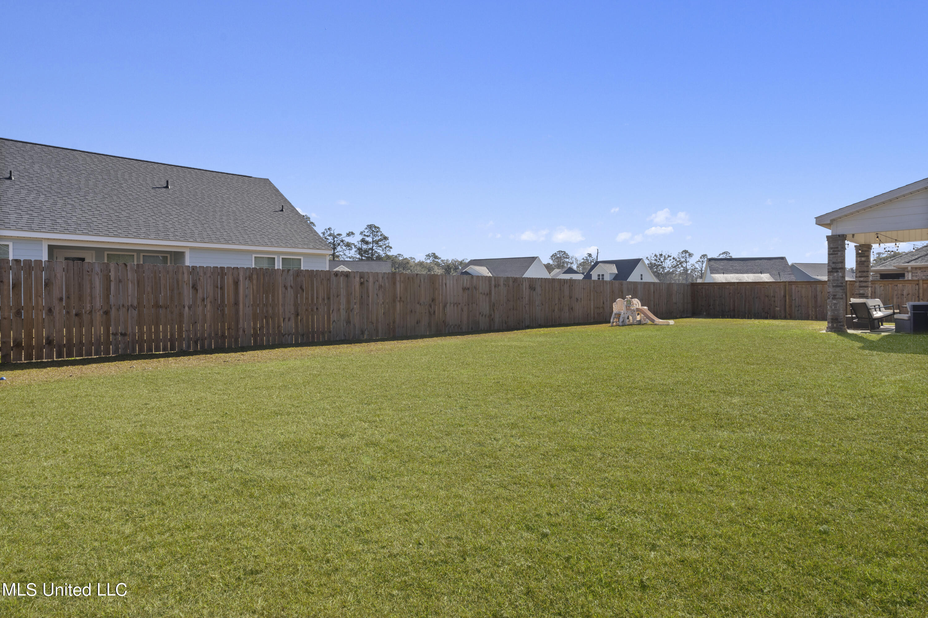 13804 E El Bonito Drive