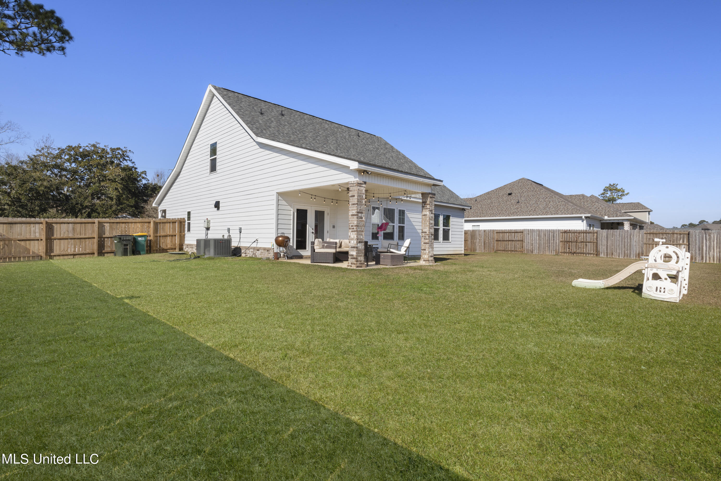 13804 E El Bonito Drive