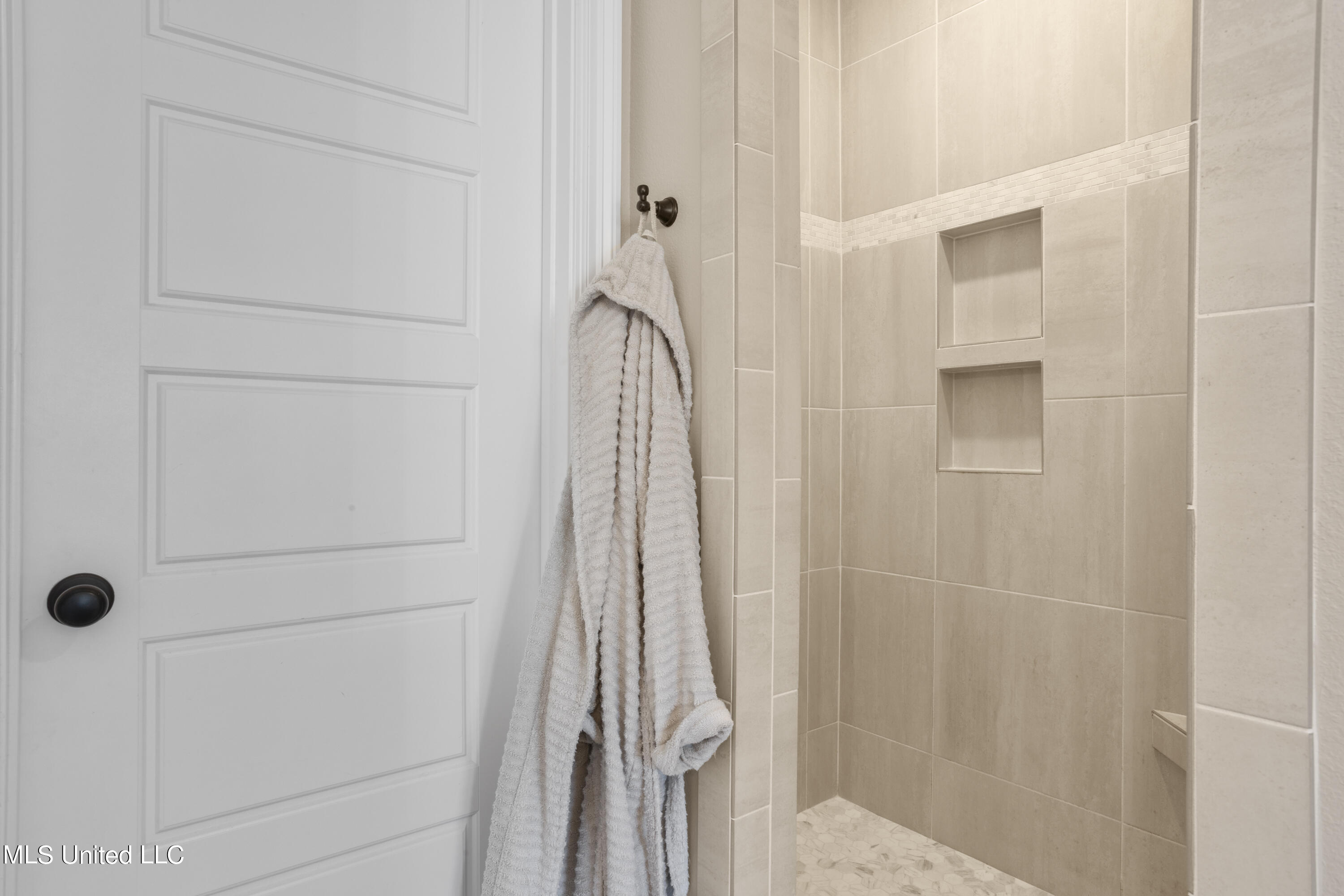 13804 E El Bonito Drive