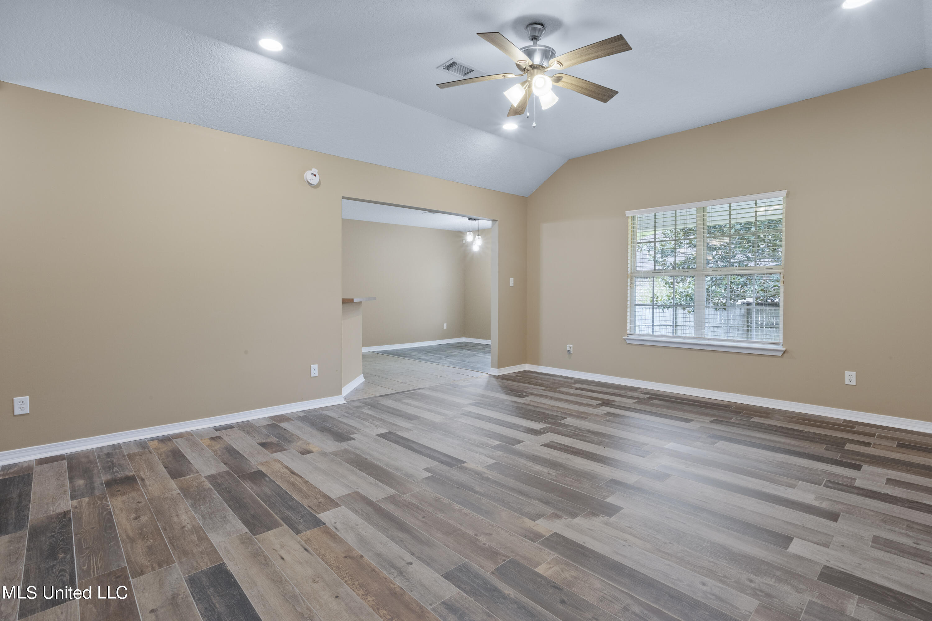11625 Creekside Cove