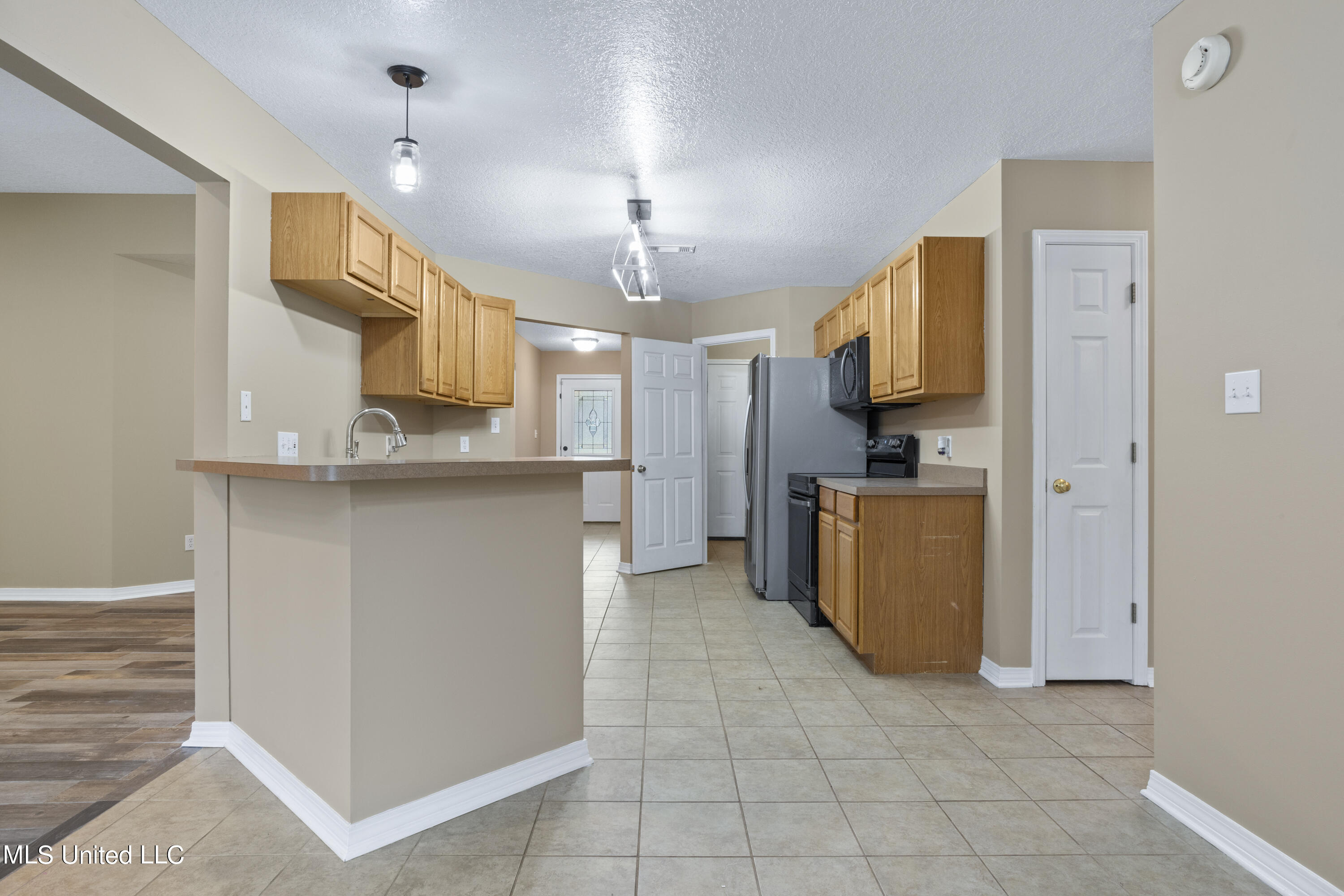 11625 Creekside Cove