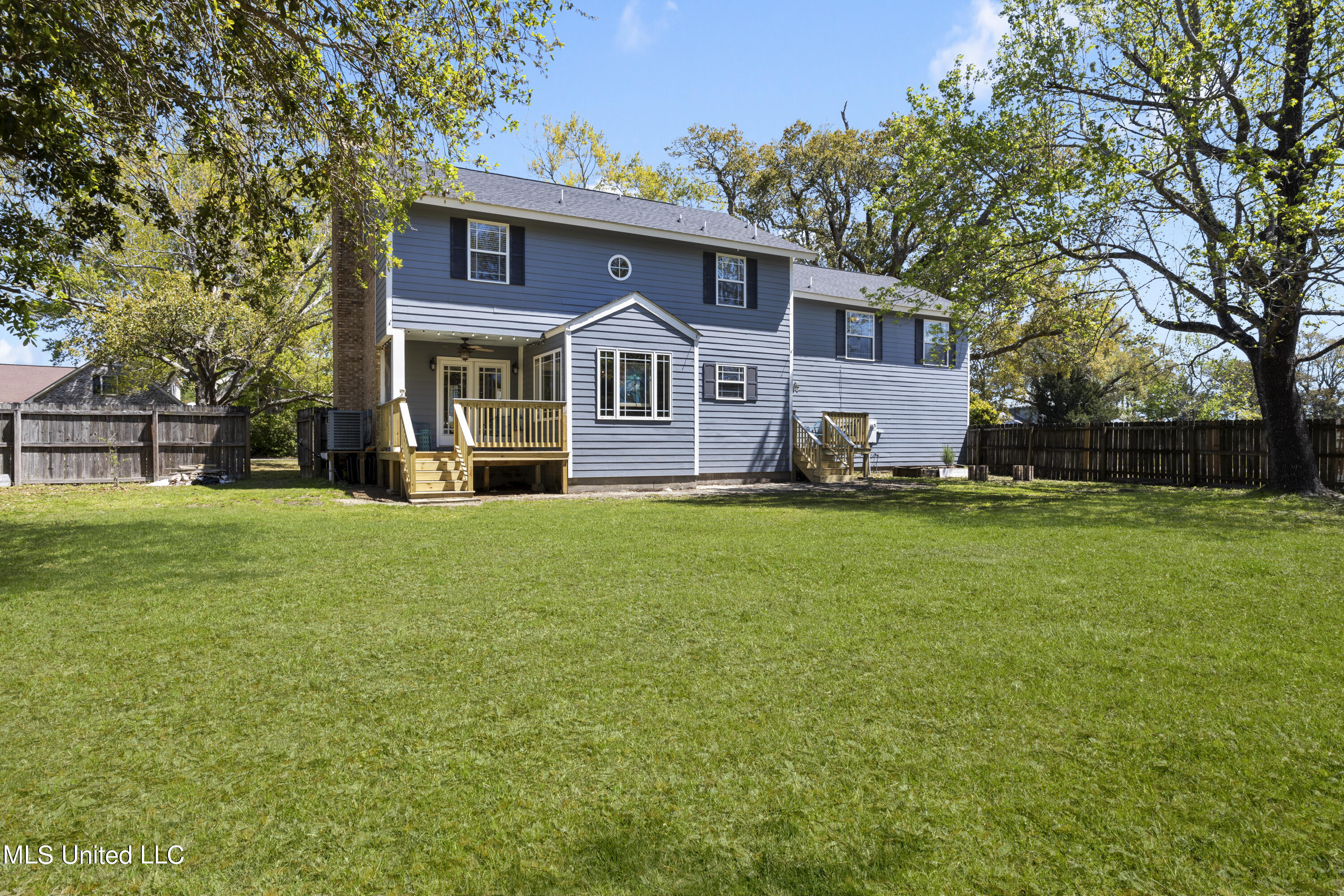 14525 Porteaux Bay Drive