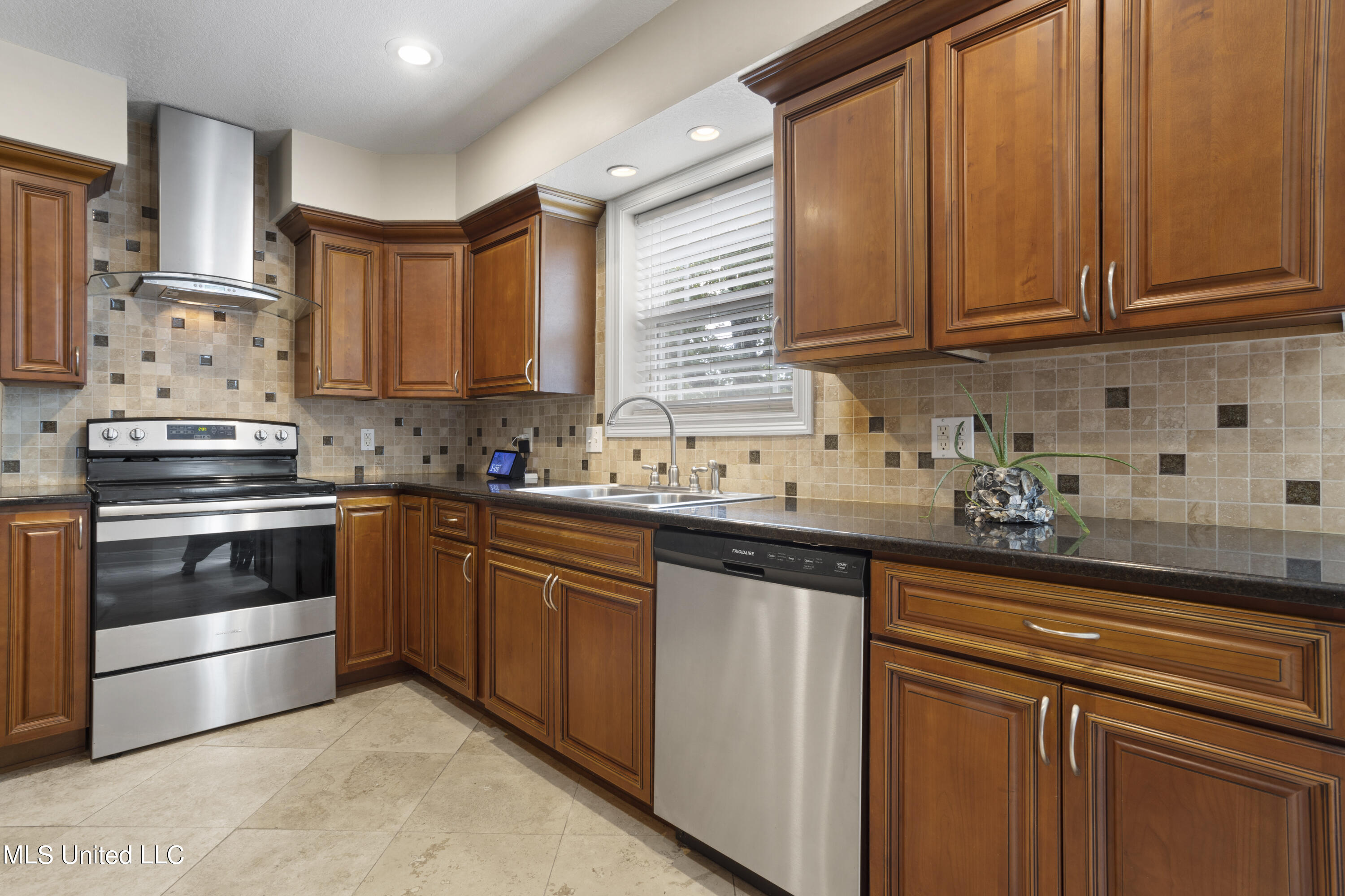 14525 Porteaux Bay Drive