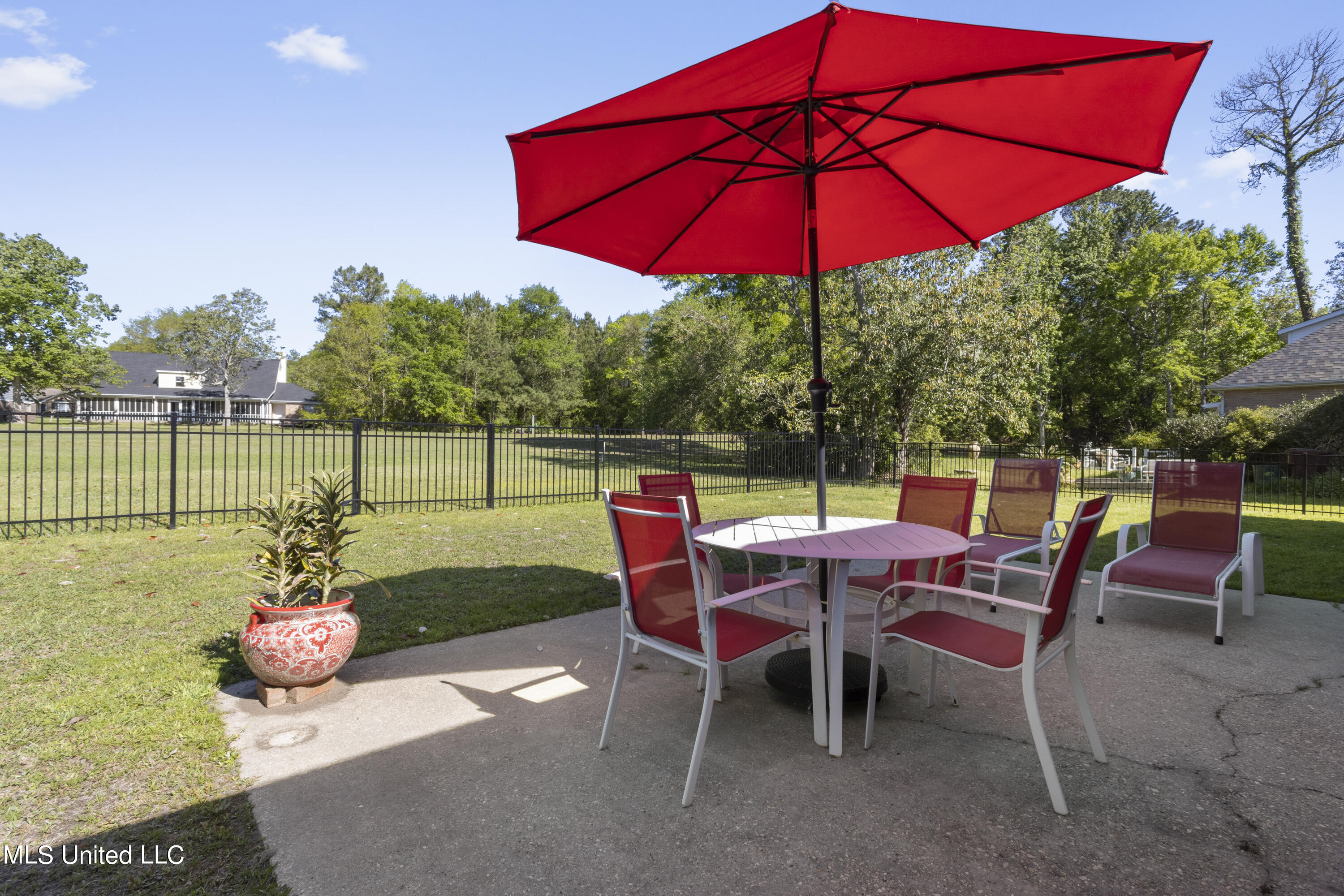 57143 E Diamondhead Drive