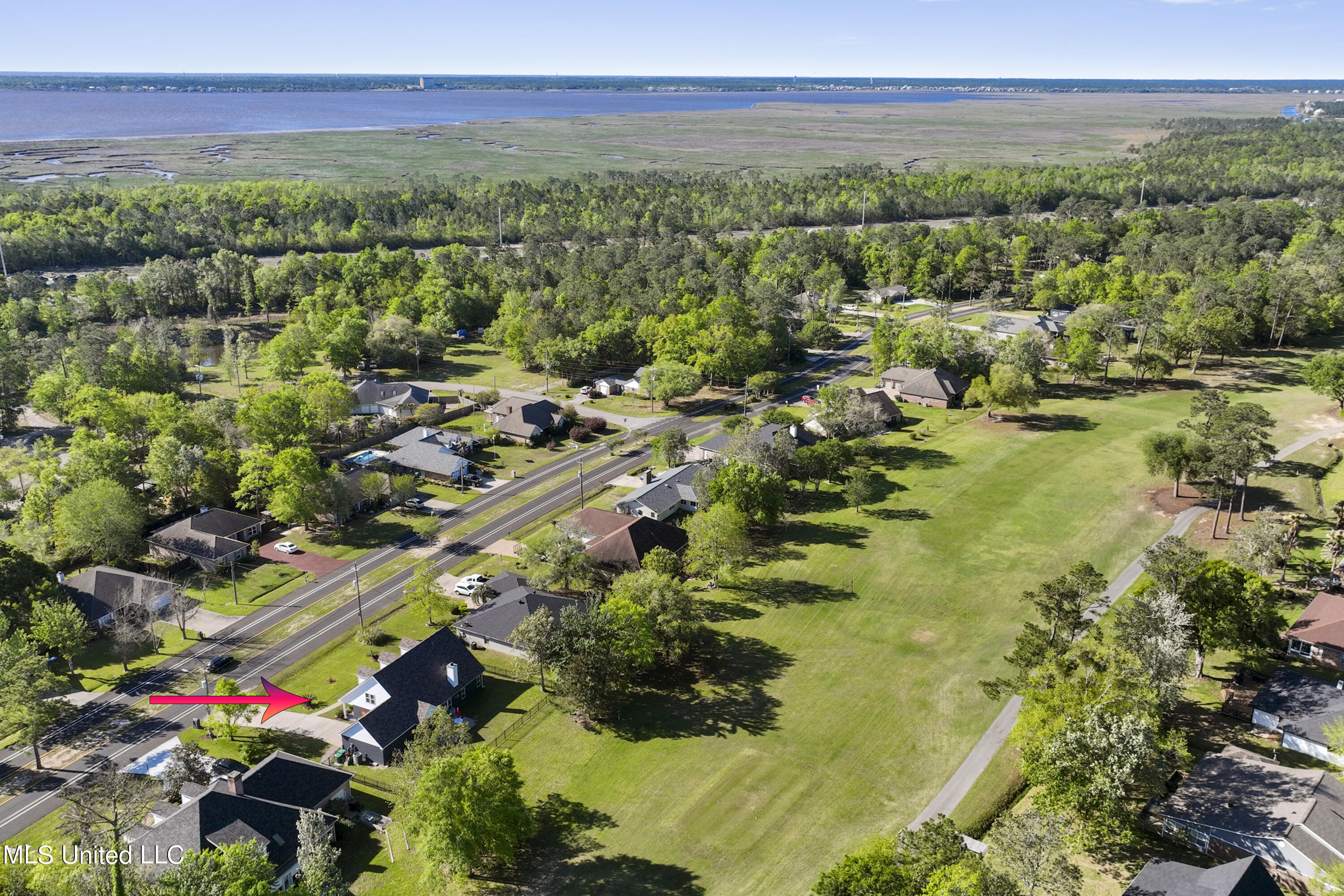 57143 E Diamondhead Drive