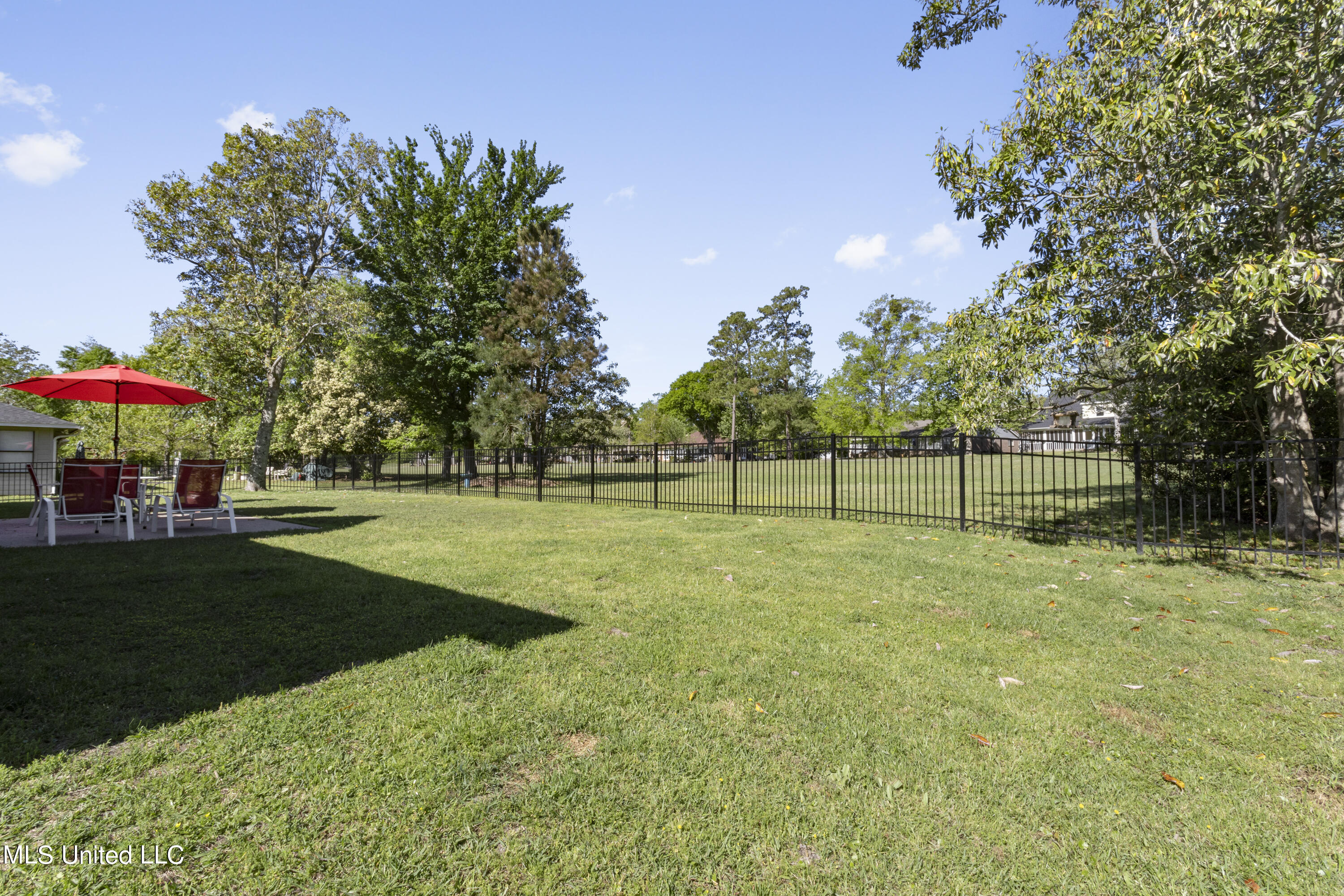 57143 E Diamondhead Drive