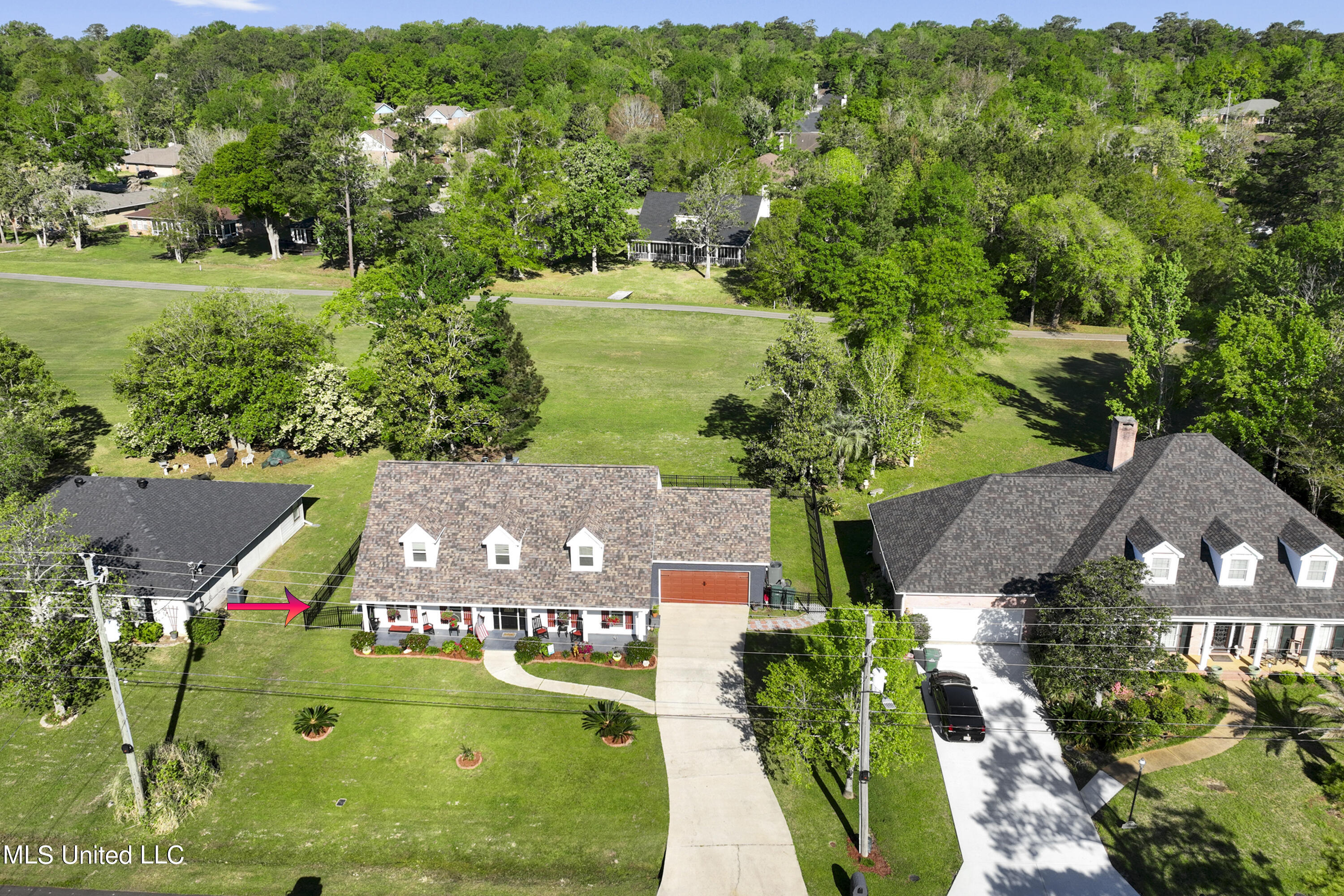 57143 E Diamondhead Drive