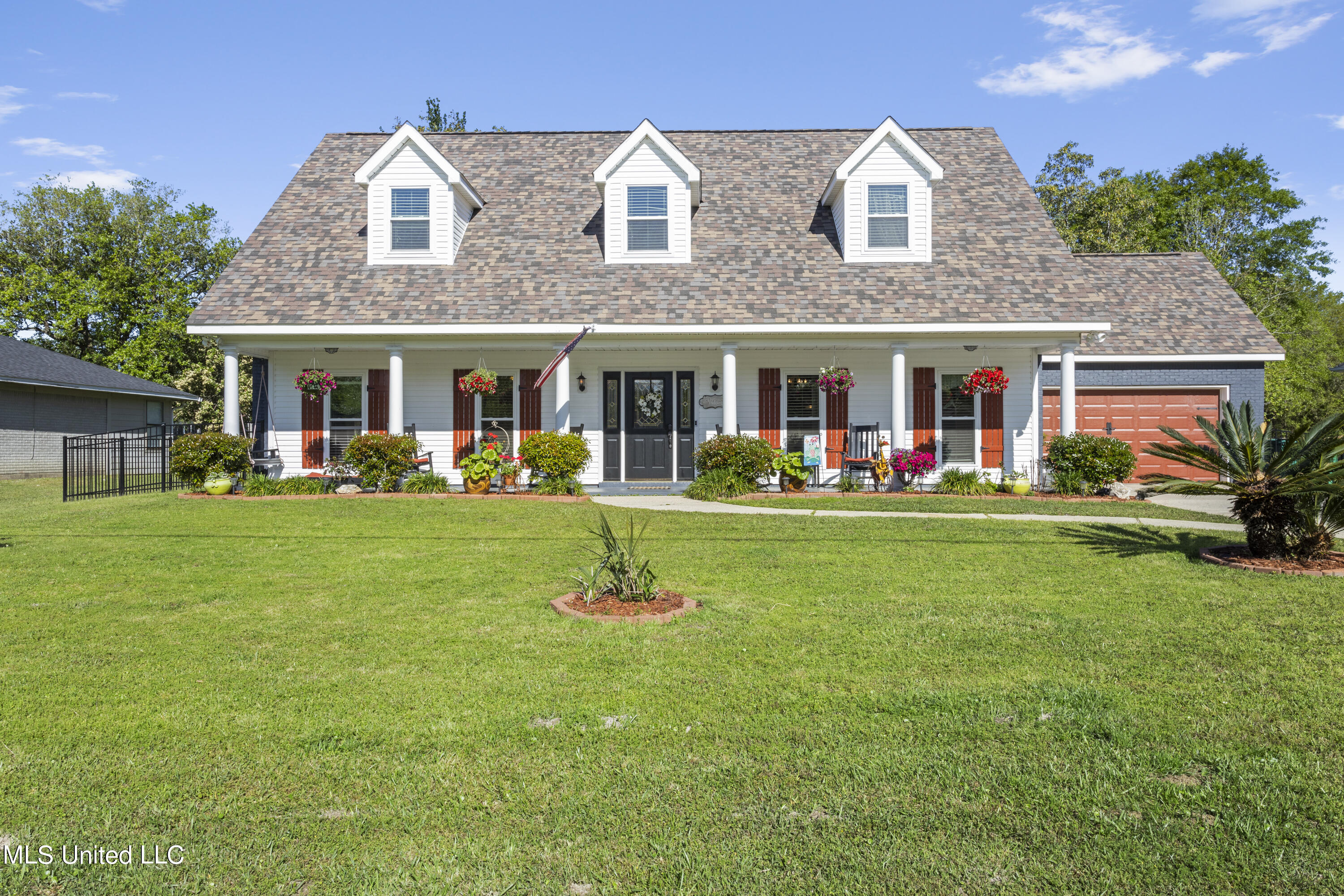 57143 E Diamondhead Drive