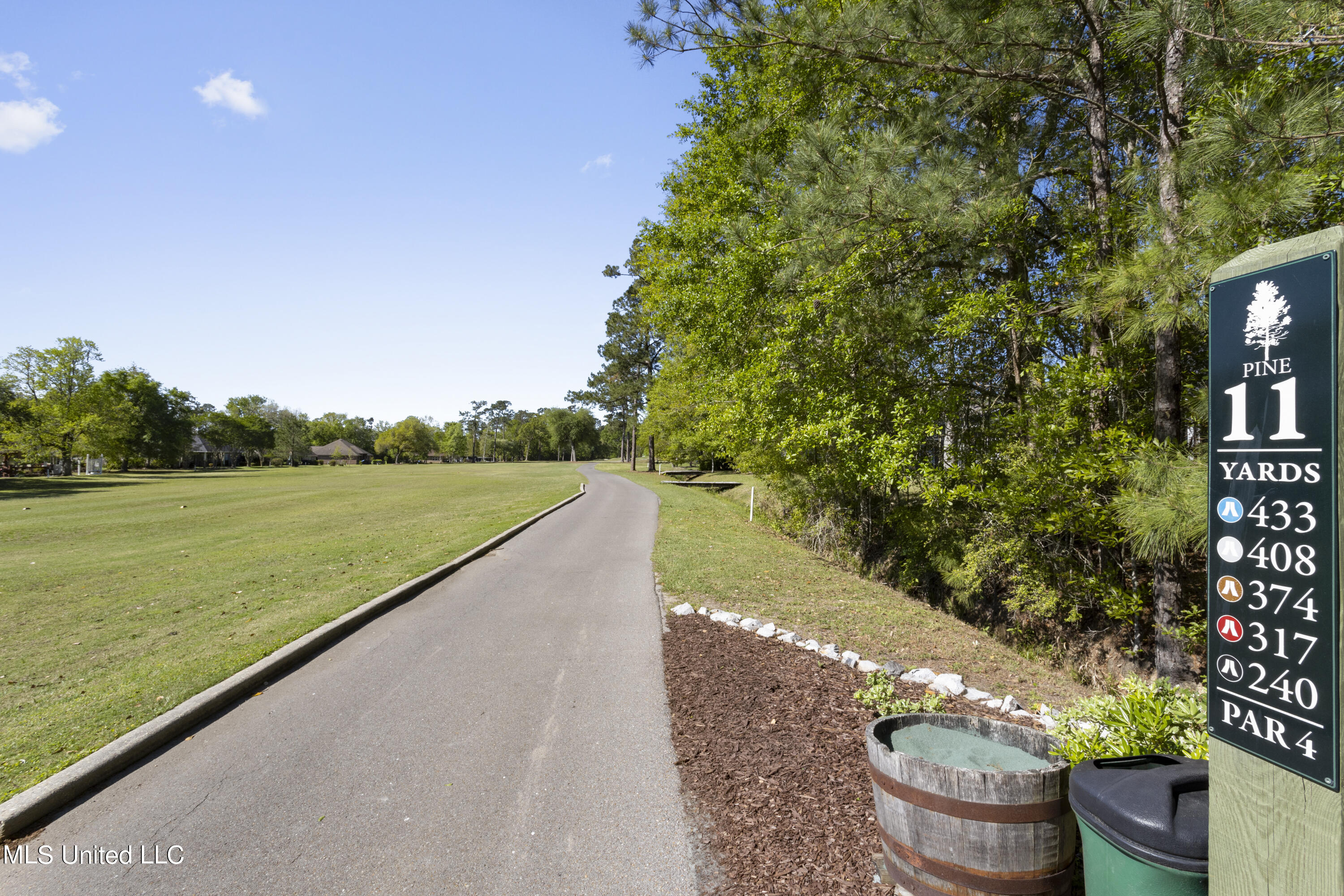 57143 E Diamondhead Drive