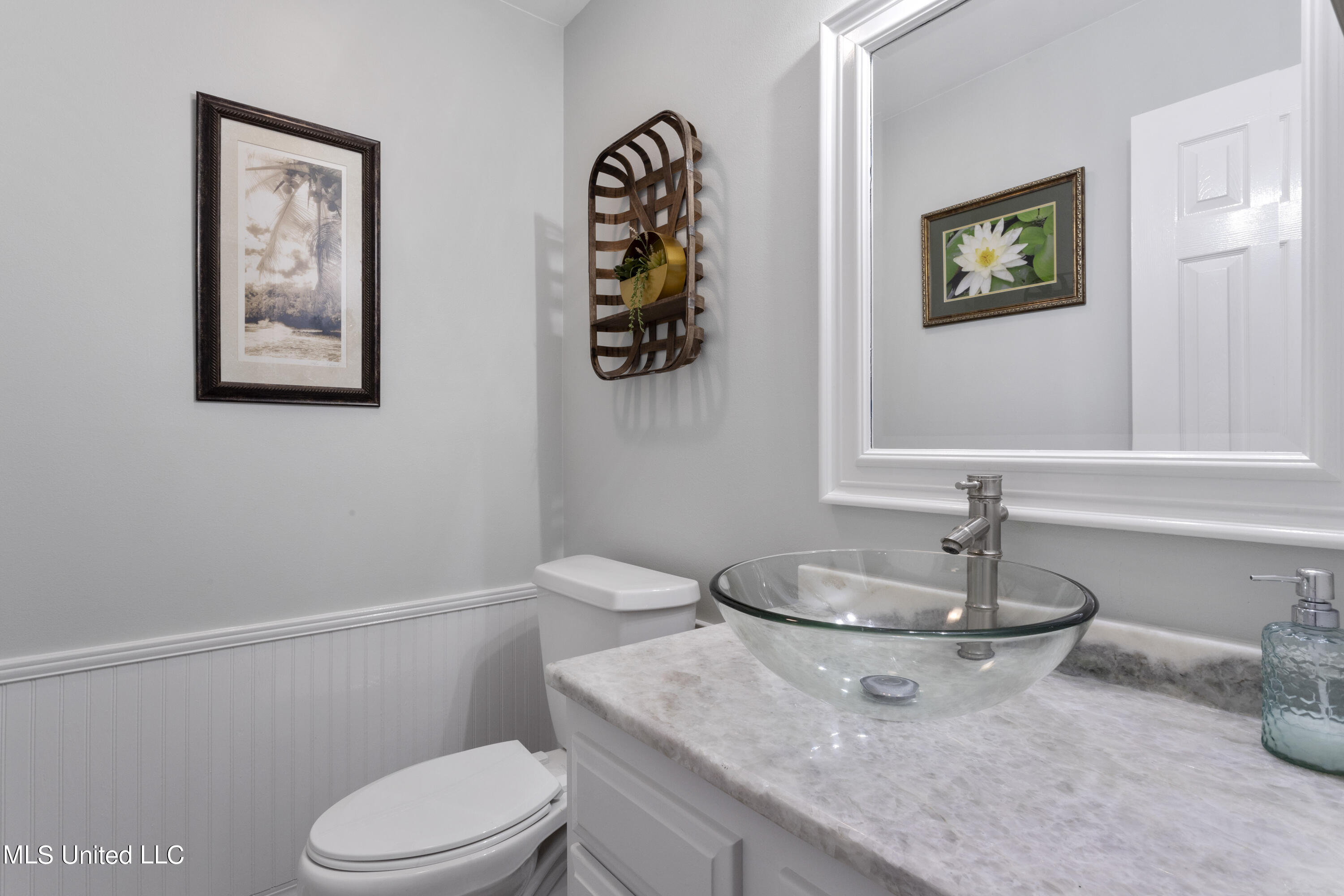 57143 E Diamondhead Drive