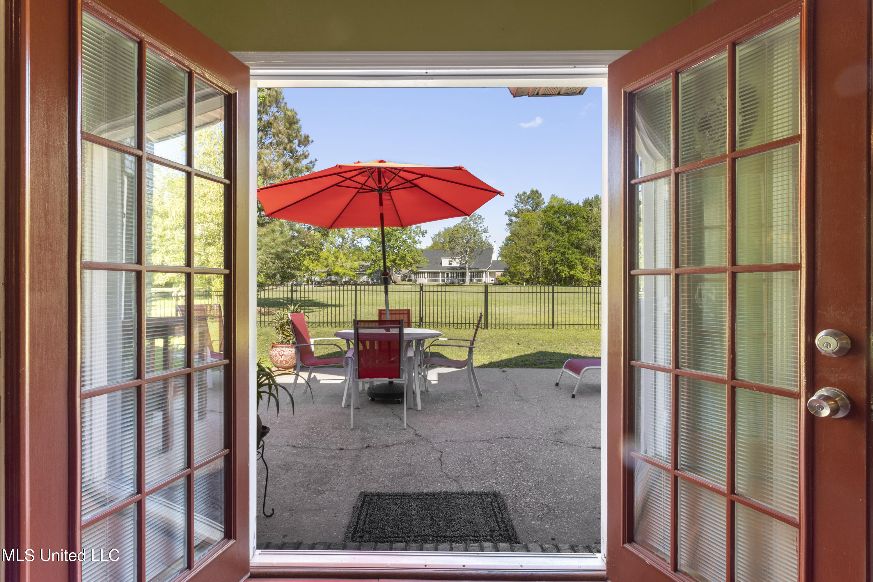 57143 E Diamondhead Drive